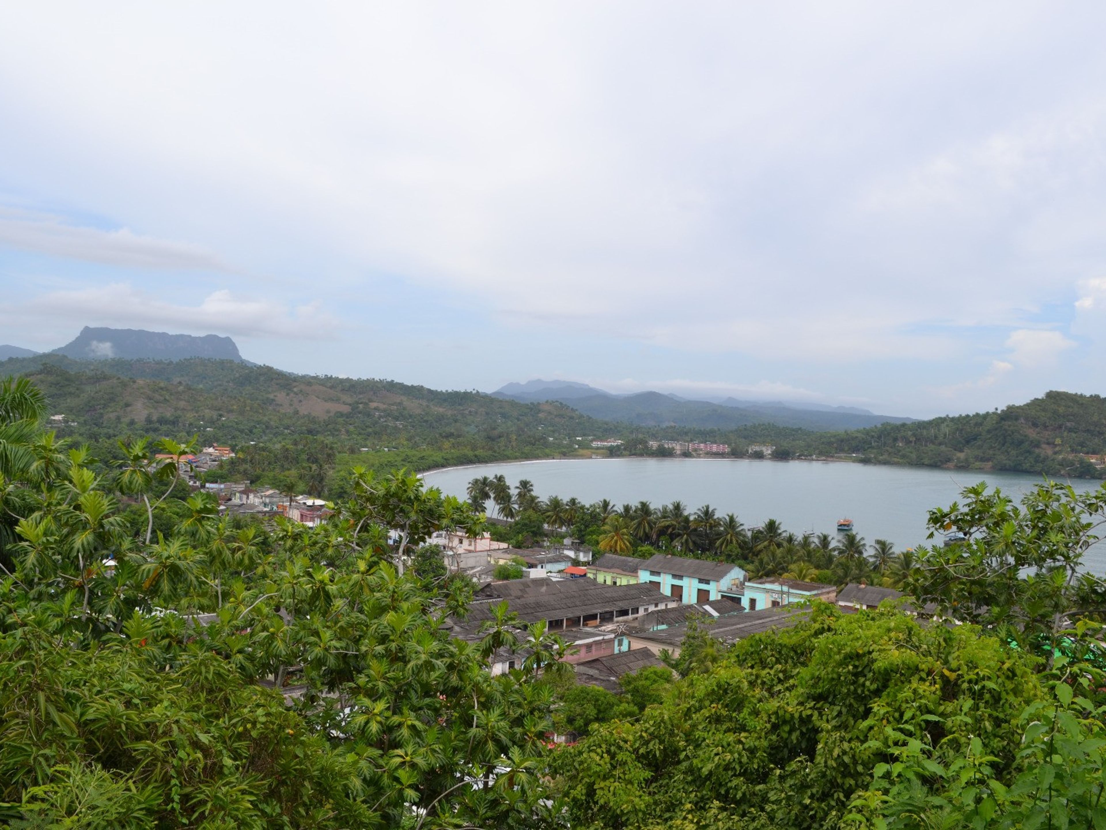 EL CASTILLO HotelBaracoa Bay and Yunque Panoramic View