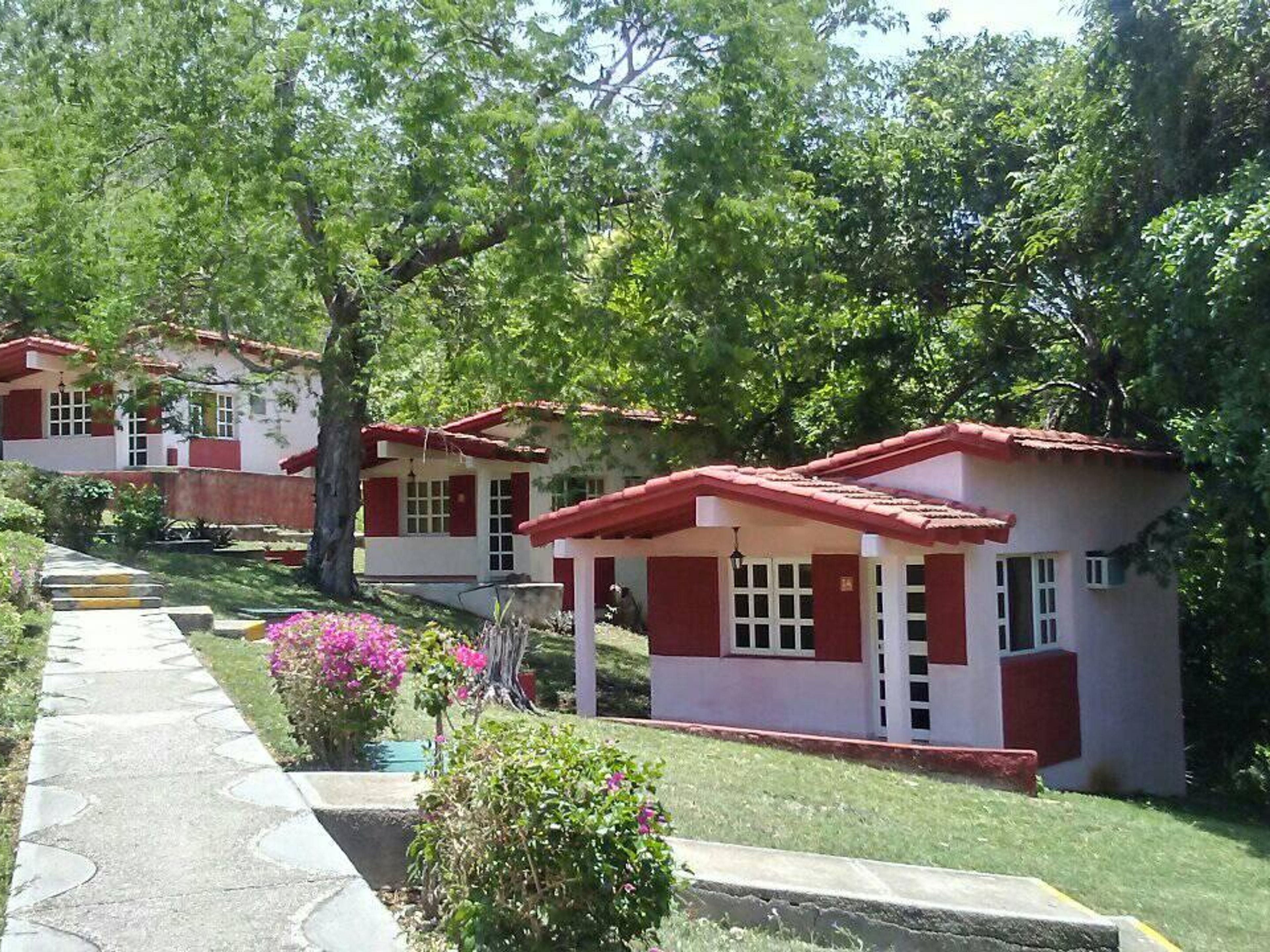 GUAJIMICO Internationale Villa