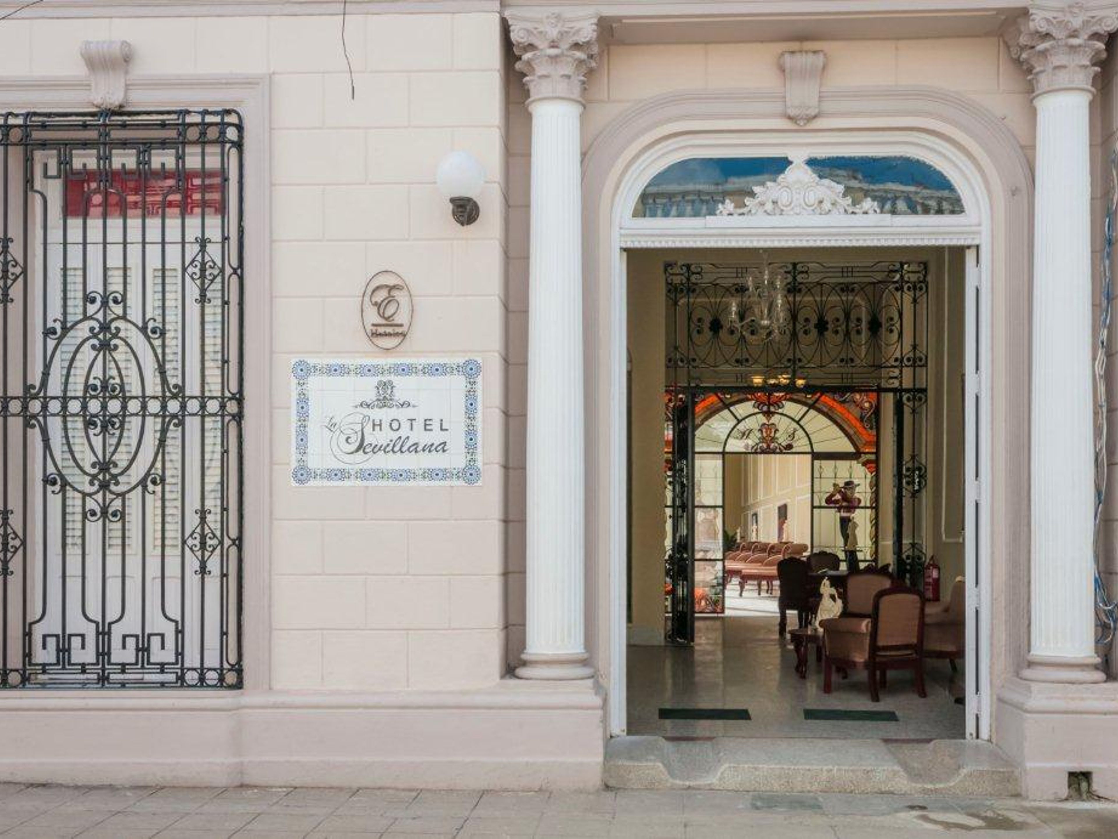 Hotel E La Sevillana