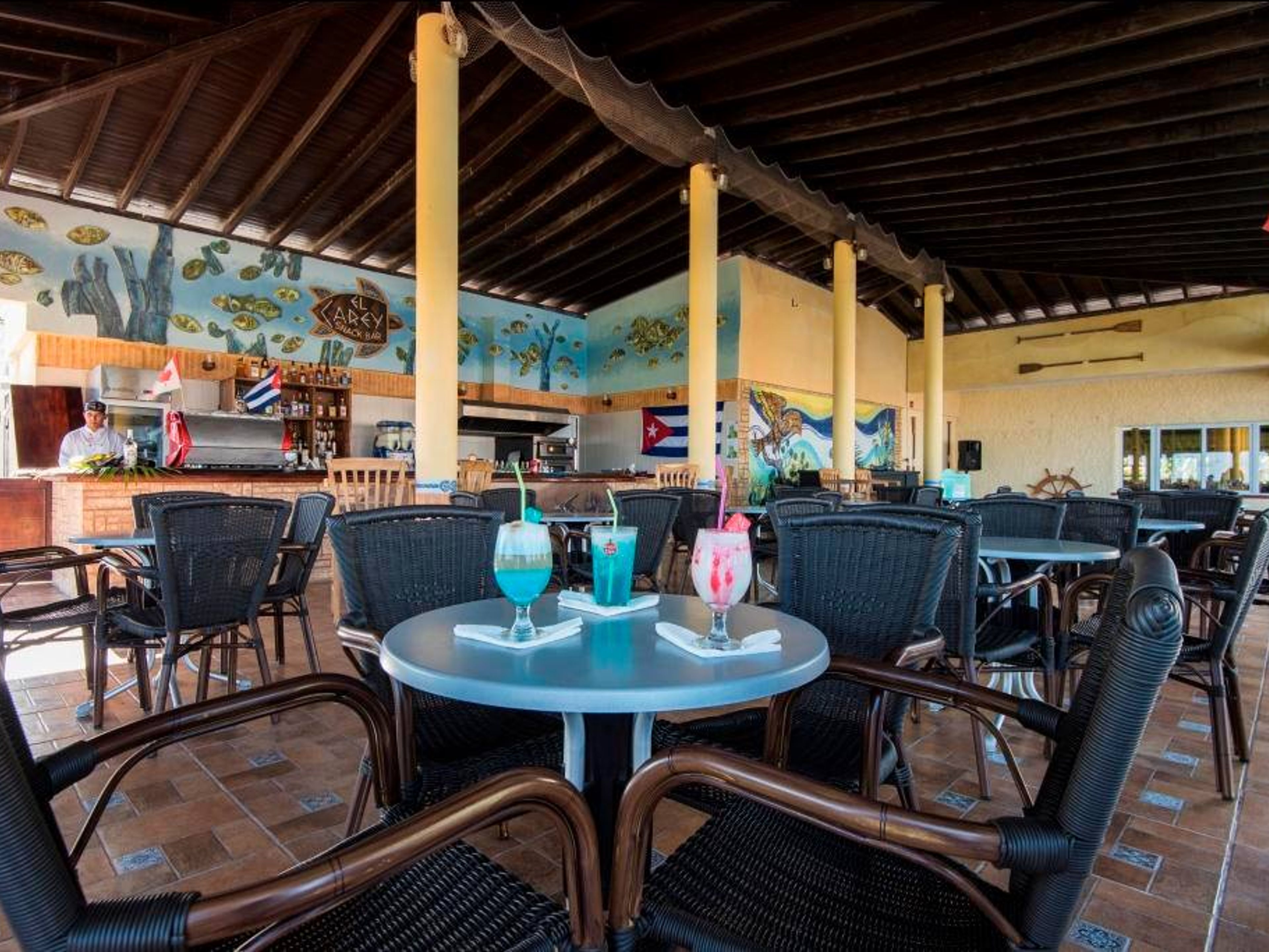 VILLA NATURA - Sólo para adultos mayores de 18 años (abierto a la comunidad LGBTQ+)Pool Snack Bar El Carey