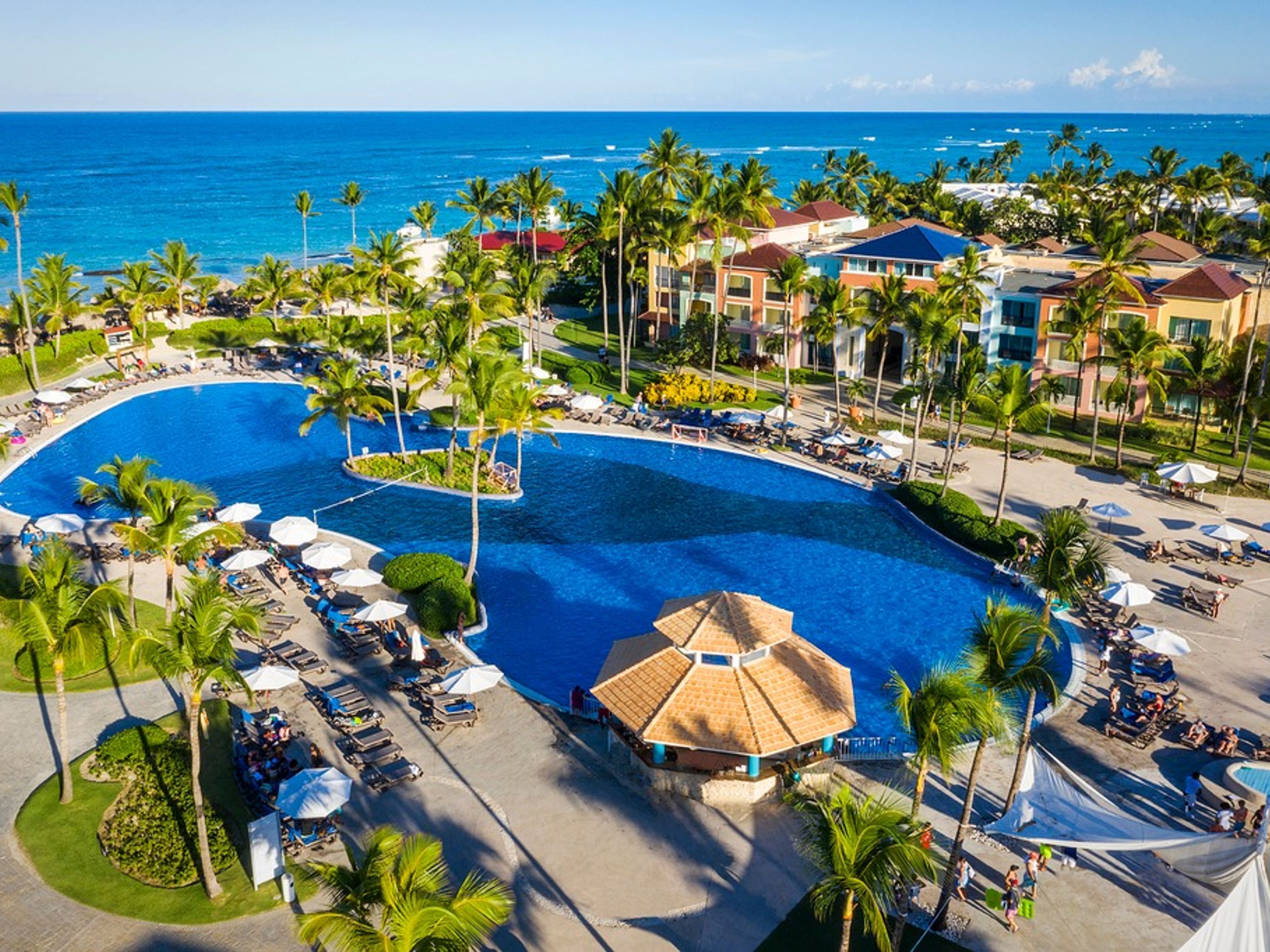 Hôtel OCEAN BLUE & SAND.Hotel,s pool view.