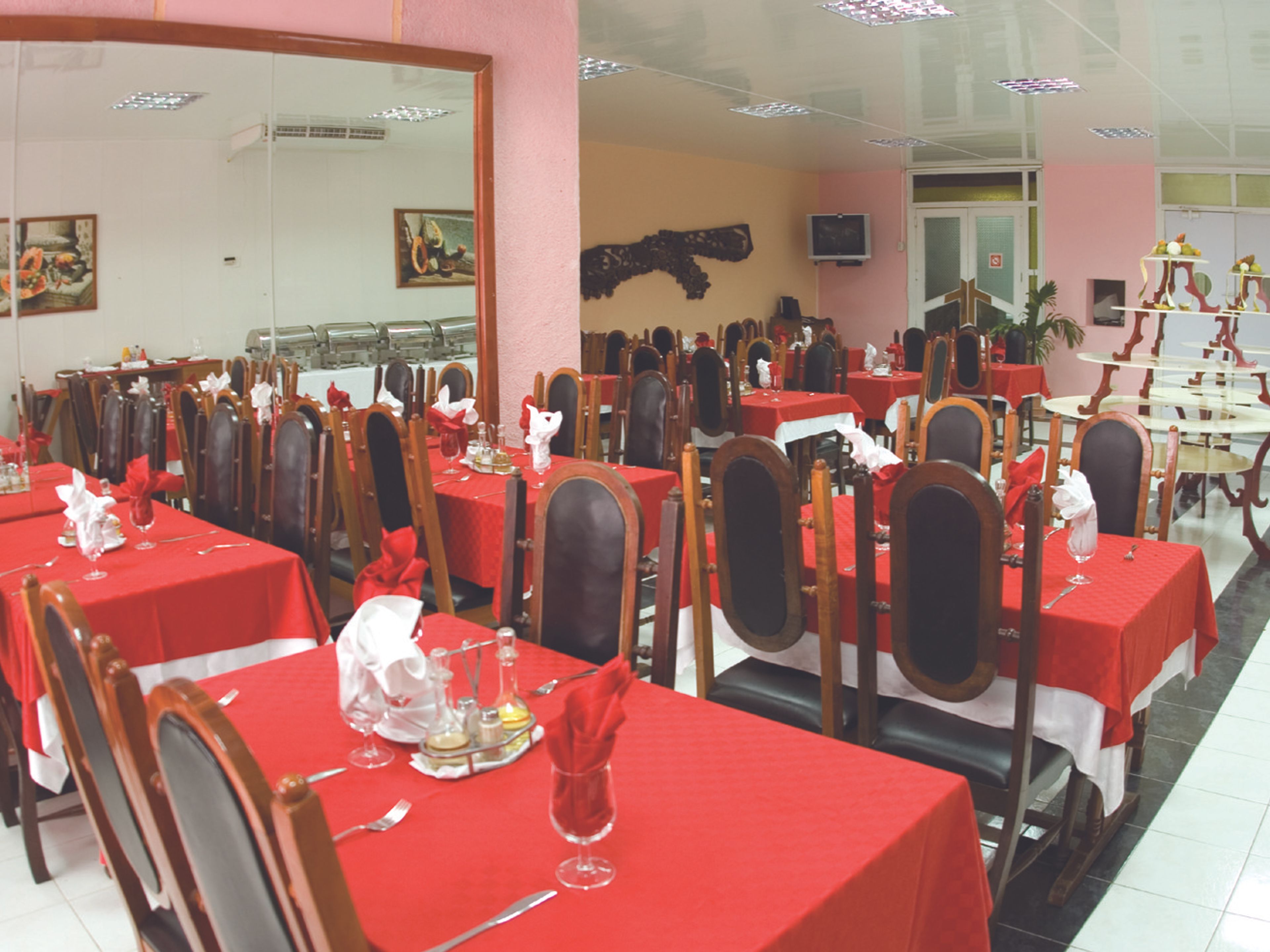 ISLAZUL PUERTO PRINCIPE HotelBuffet Restaurant
