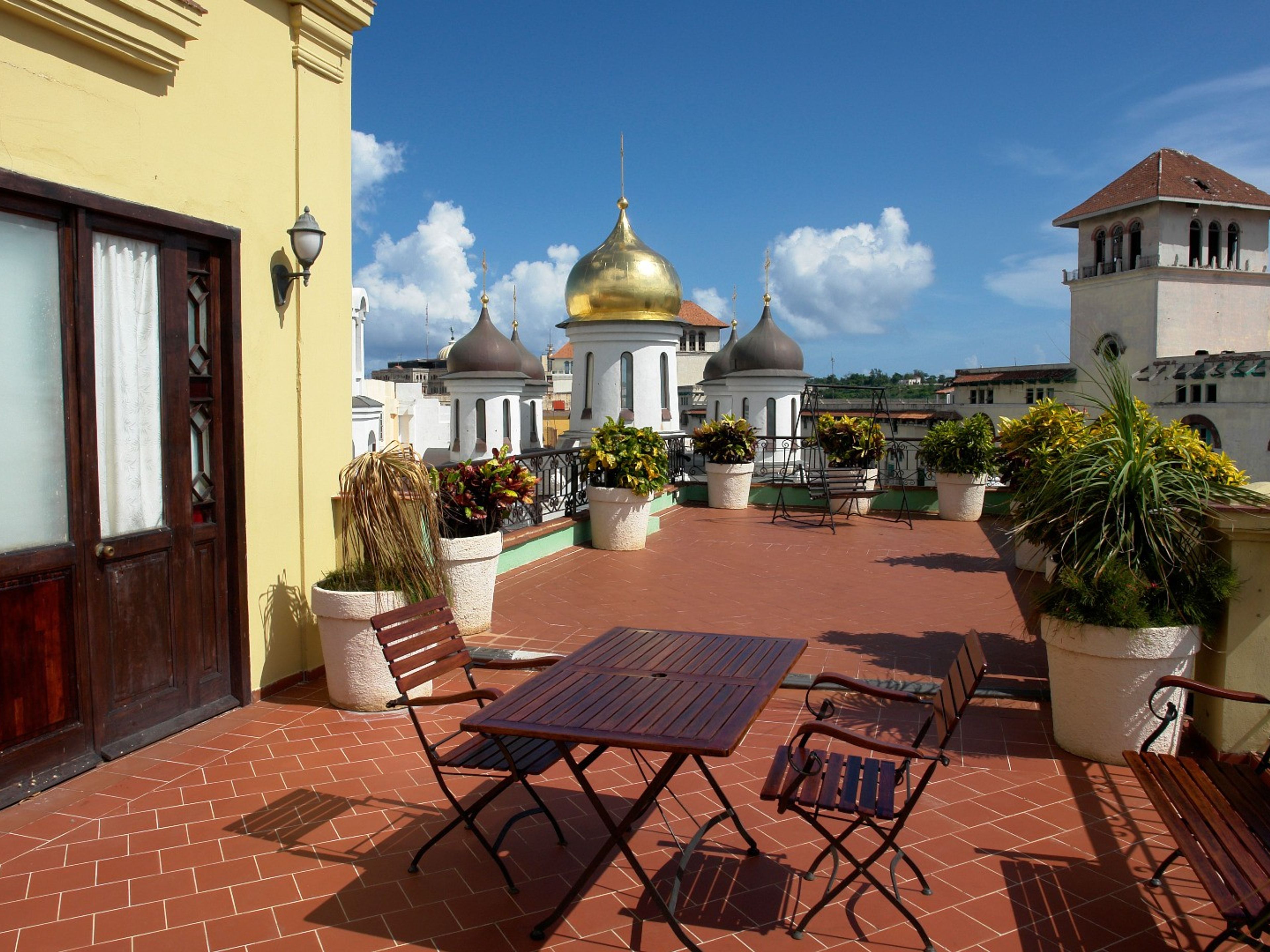 Hotel HABAGUANEX ARMADORES DE SANTANDERHotel terrace and the Russian orthodox church view
