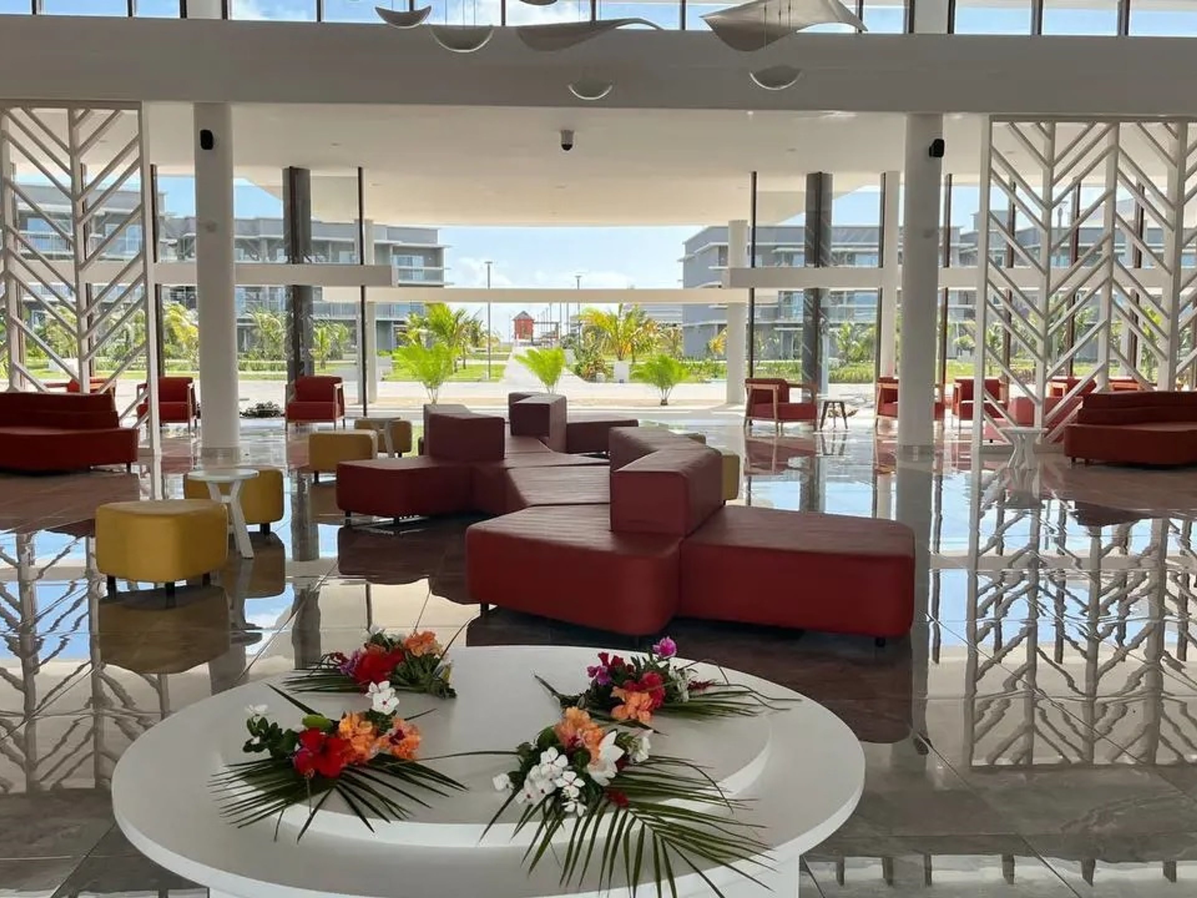 Hotel VILA GALÉ CAYO PAREDÓN ALL INCLUSIVE RESORTHotel´s lobby panoramic view