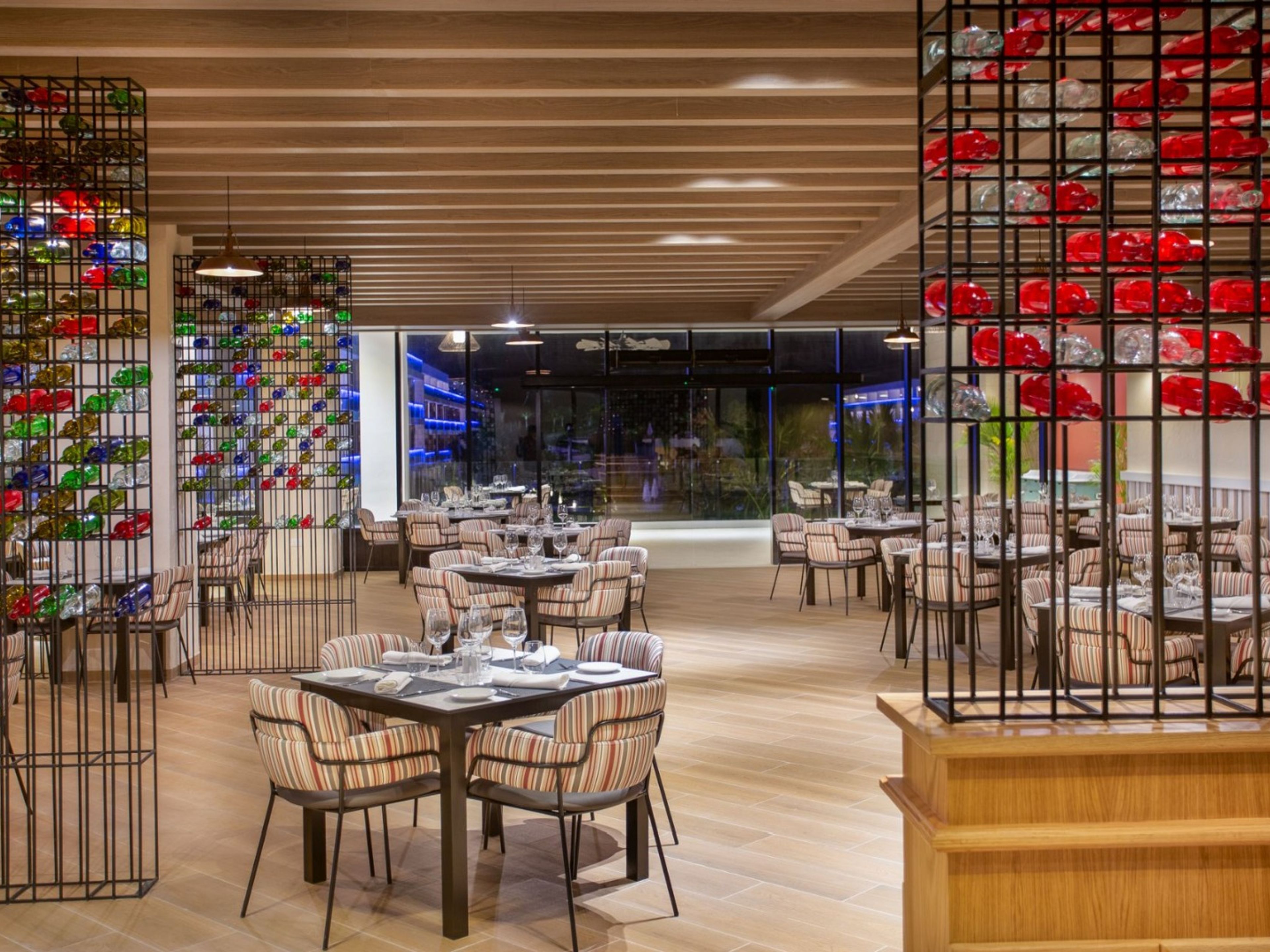 SERENADE PUNTA CANA BEACH & SPA  RESORT Hotel.O'LIVO À la Carte Italian Restaurant.