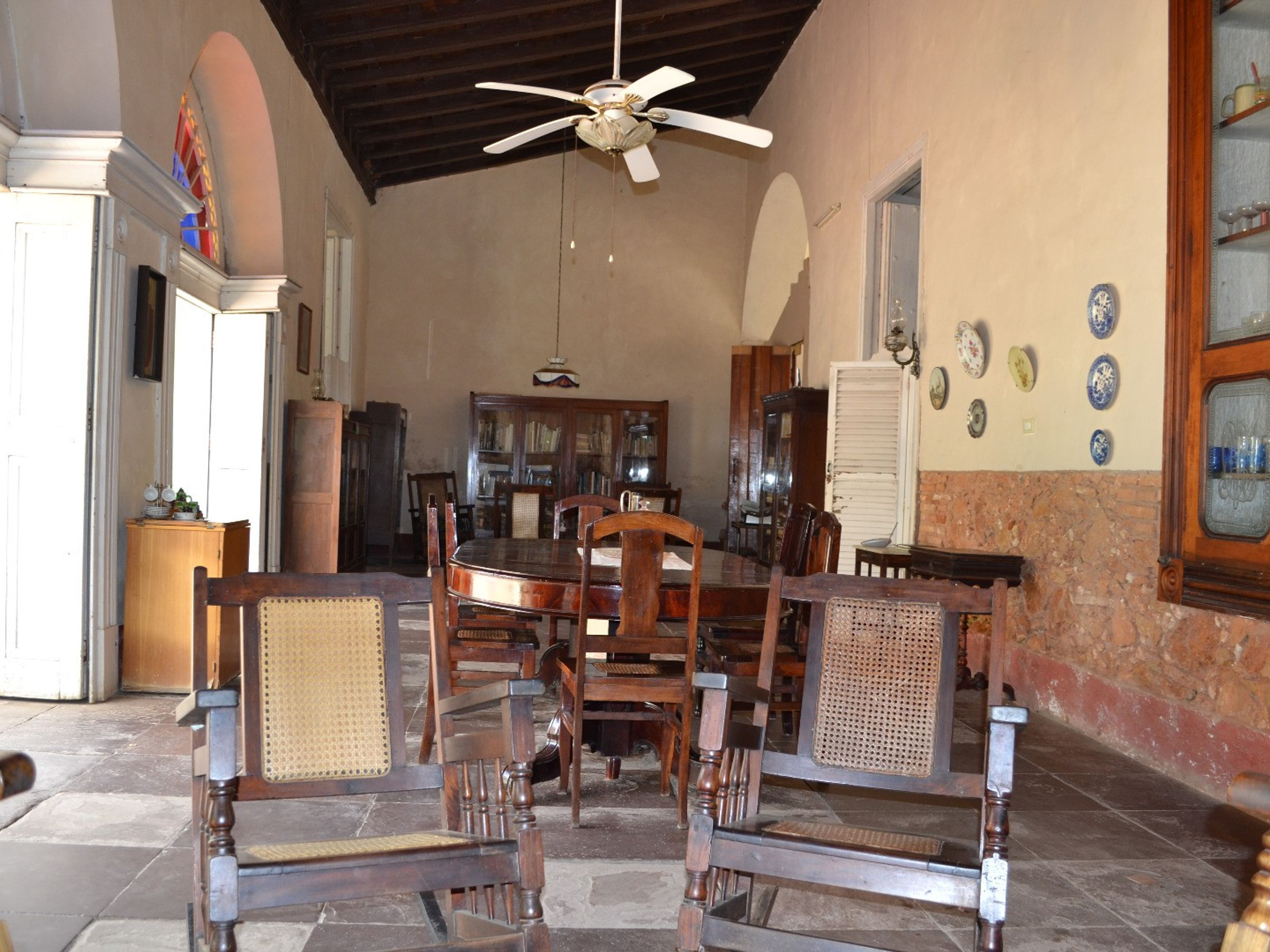 Casa del Historiador (Hospedaje Liliana Zerquera Gallardo), FERNANDO HERNÁNDEZ ECHERRI (Cristo), No. 54 - House living room
