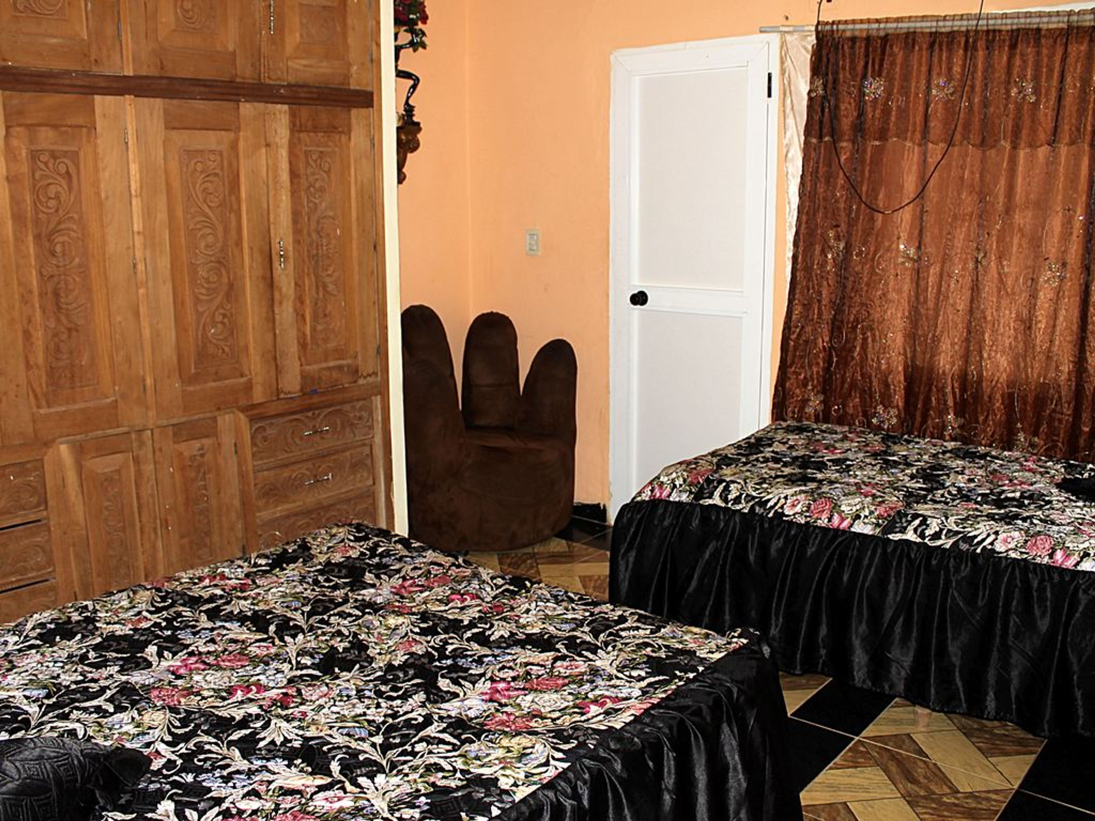 Hostal Danay La Abogada, BARTOLOMÉ RIVAS CEDEÑO (Callejón de la Soledad), No. 8Standard room 1