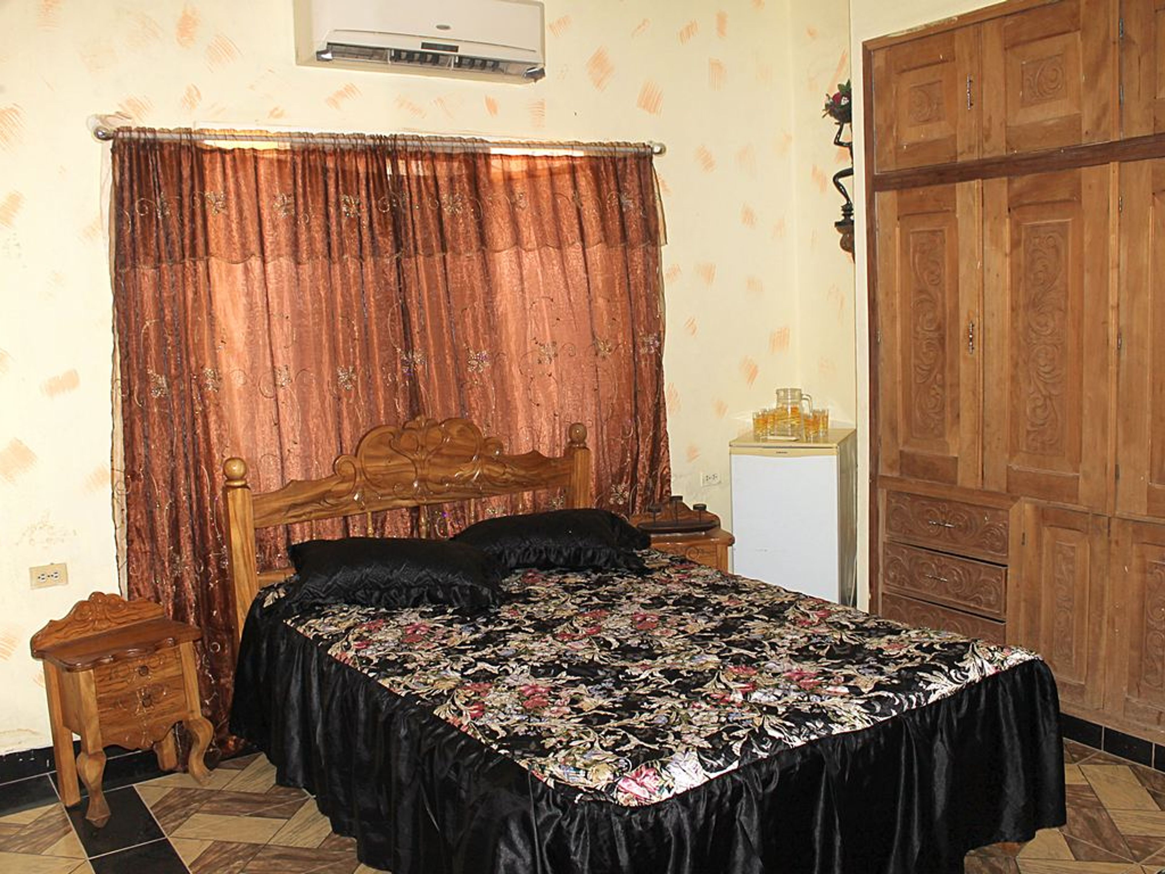 Hostal Danay La Abogada, BARTOLOMÉ RIVAS CEDEÑO (Callejón de la Soledad), No. 8Standard room 1