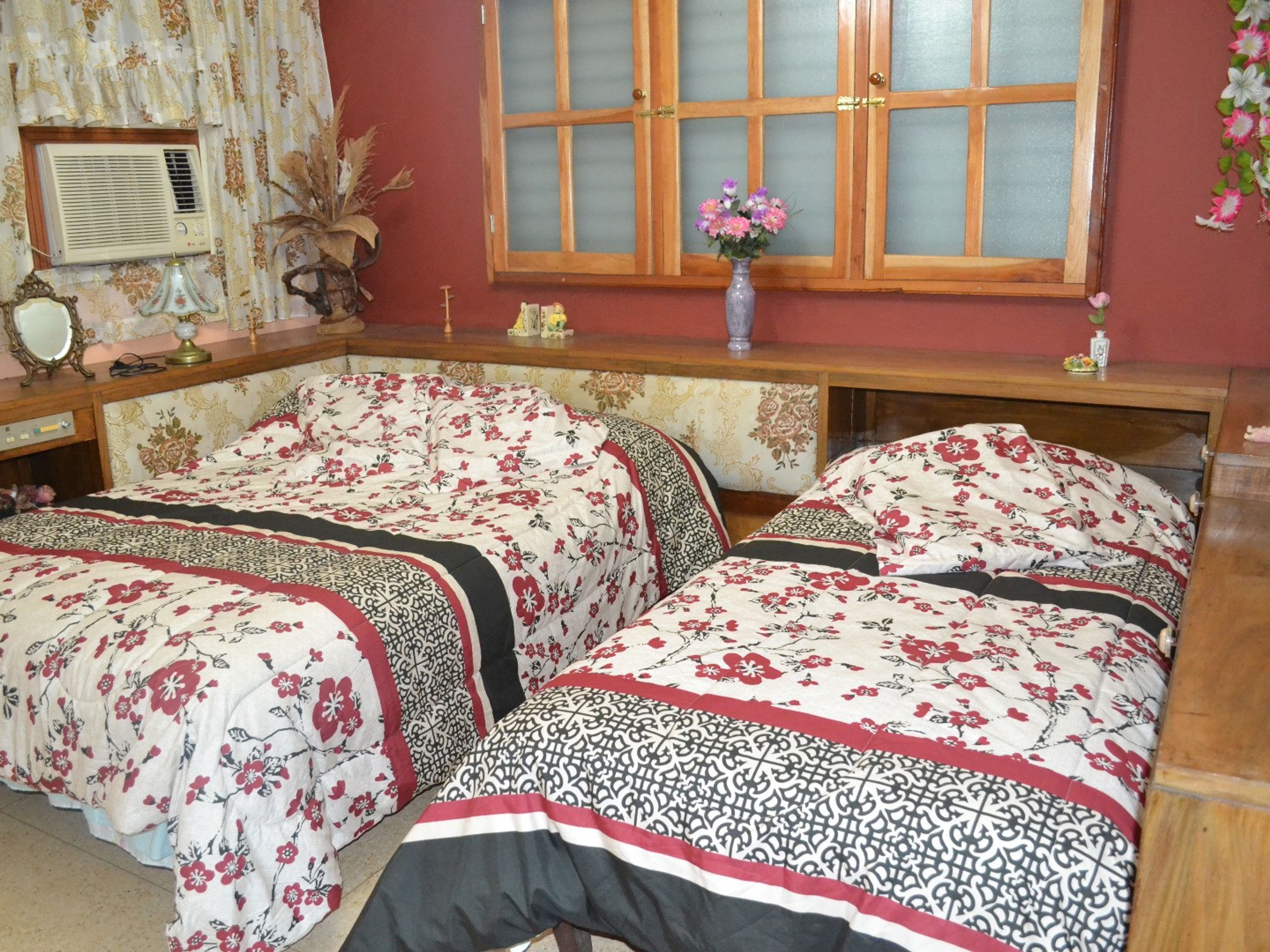 Hostal Mirtha, CALLE 37, No. 1205Superior Room