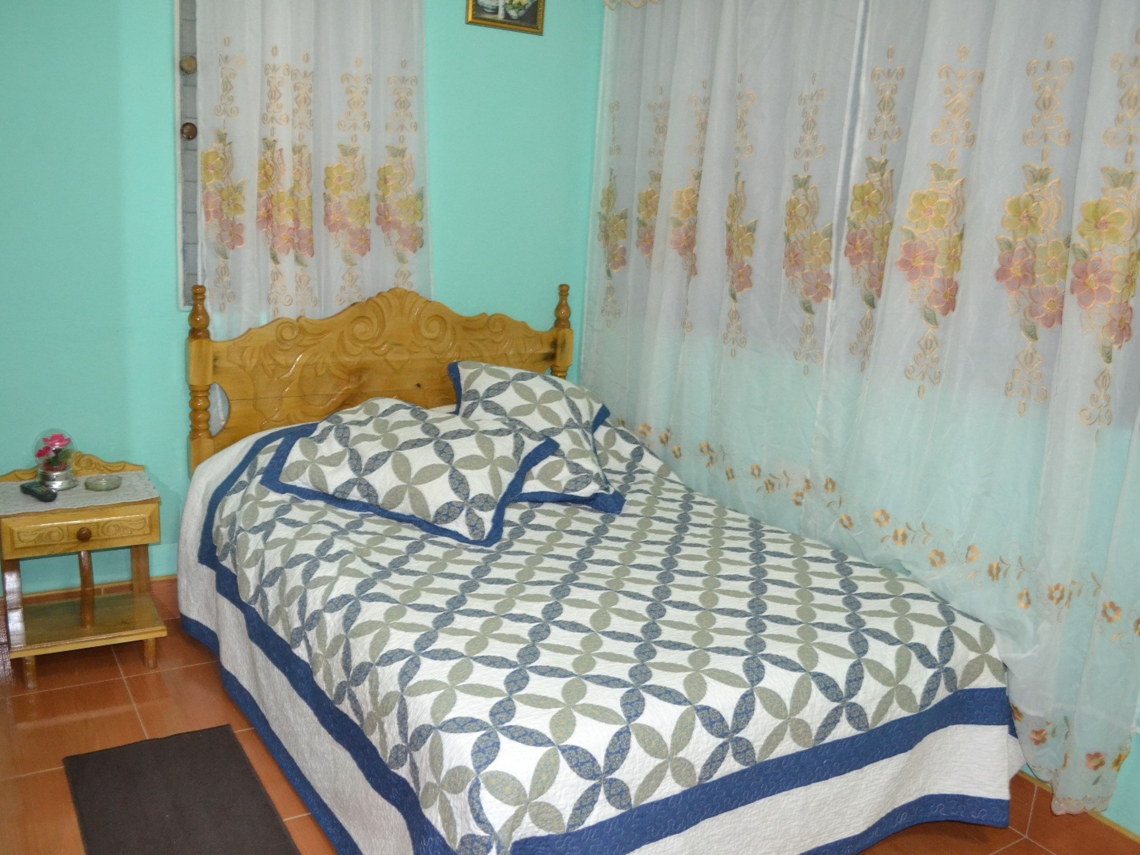 Hostal Mirtha, CALLE 37, No. 1205Standard Room