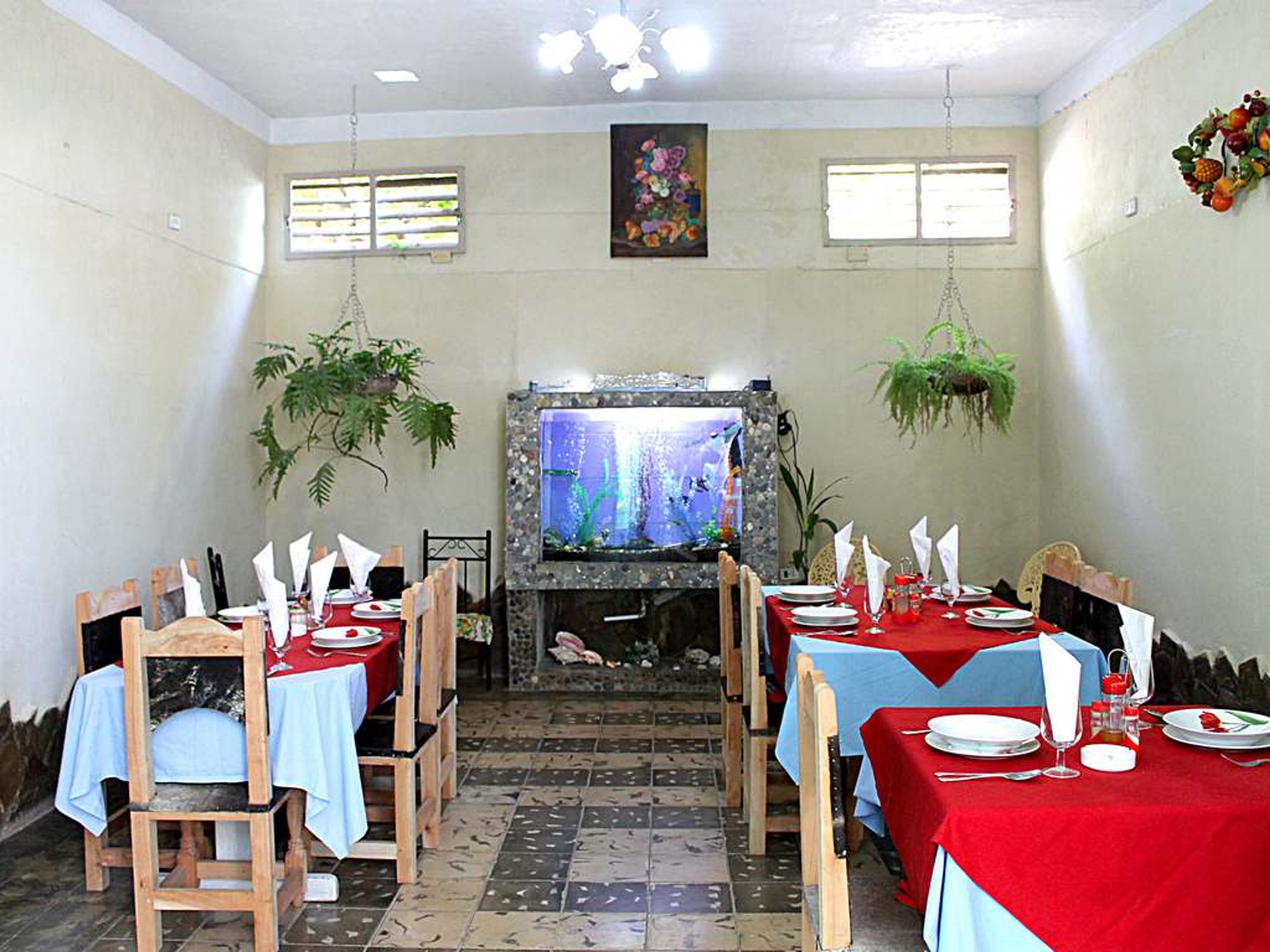 Hostal Rosa de Saron, CLEMENTE PEREIRA (Cruz Verde) No.43House's restaurant view