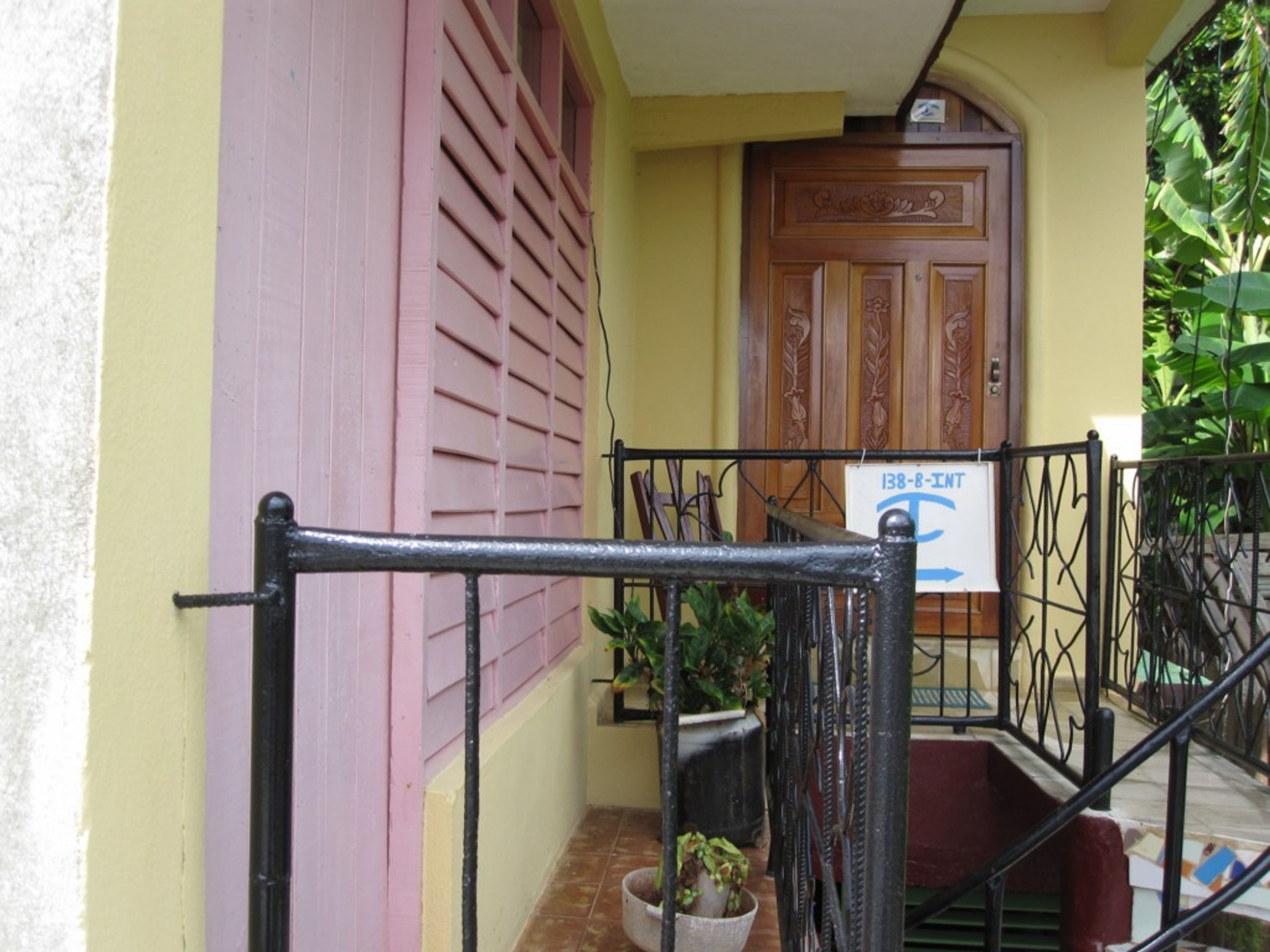 Casa El Balcón, CALIXTO GARCÍA, No. 138-B