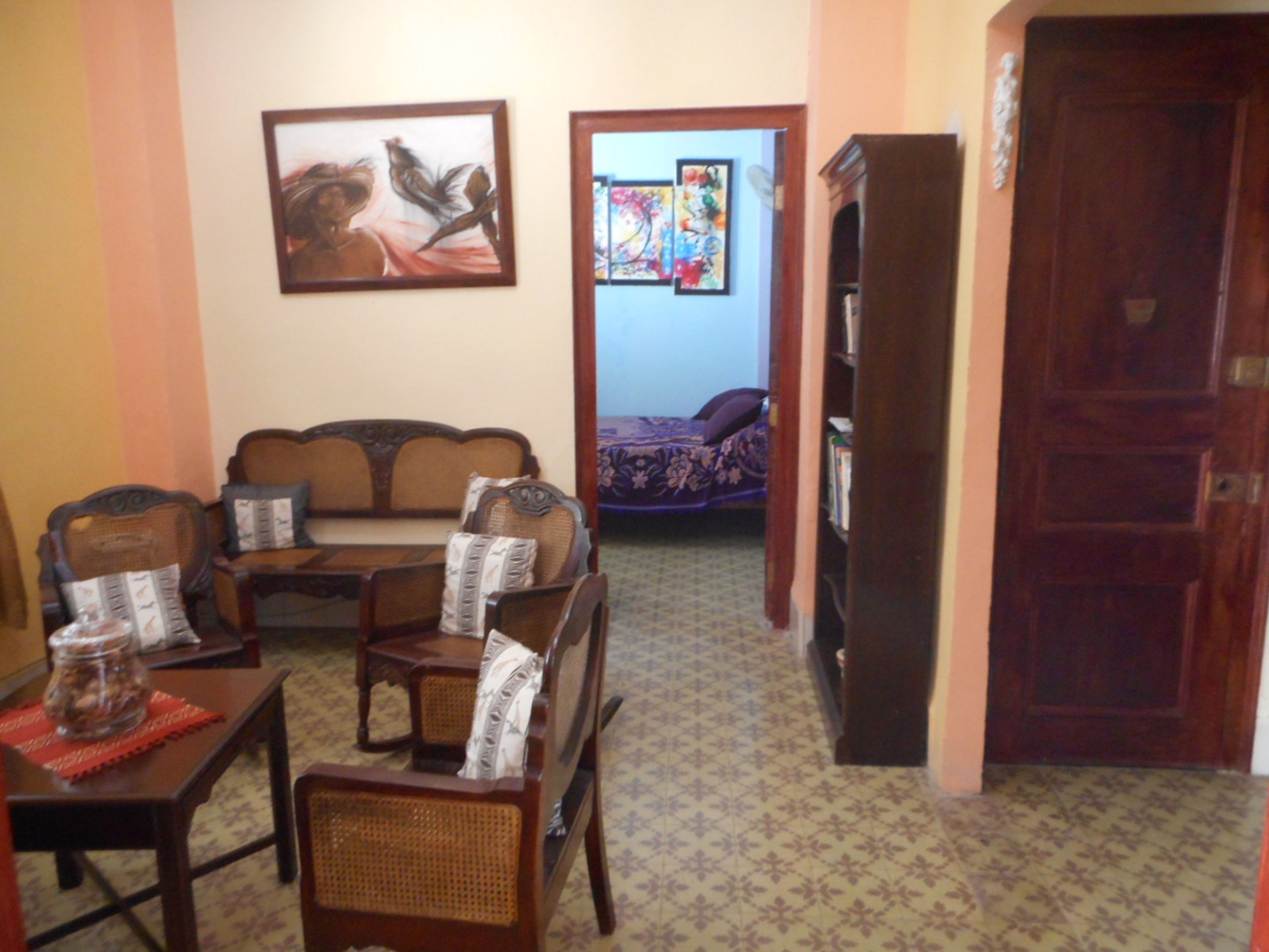Conde Manrique Apartment, MANRIQUE, No. 6 Apto 22Apartment's living room
