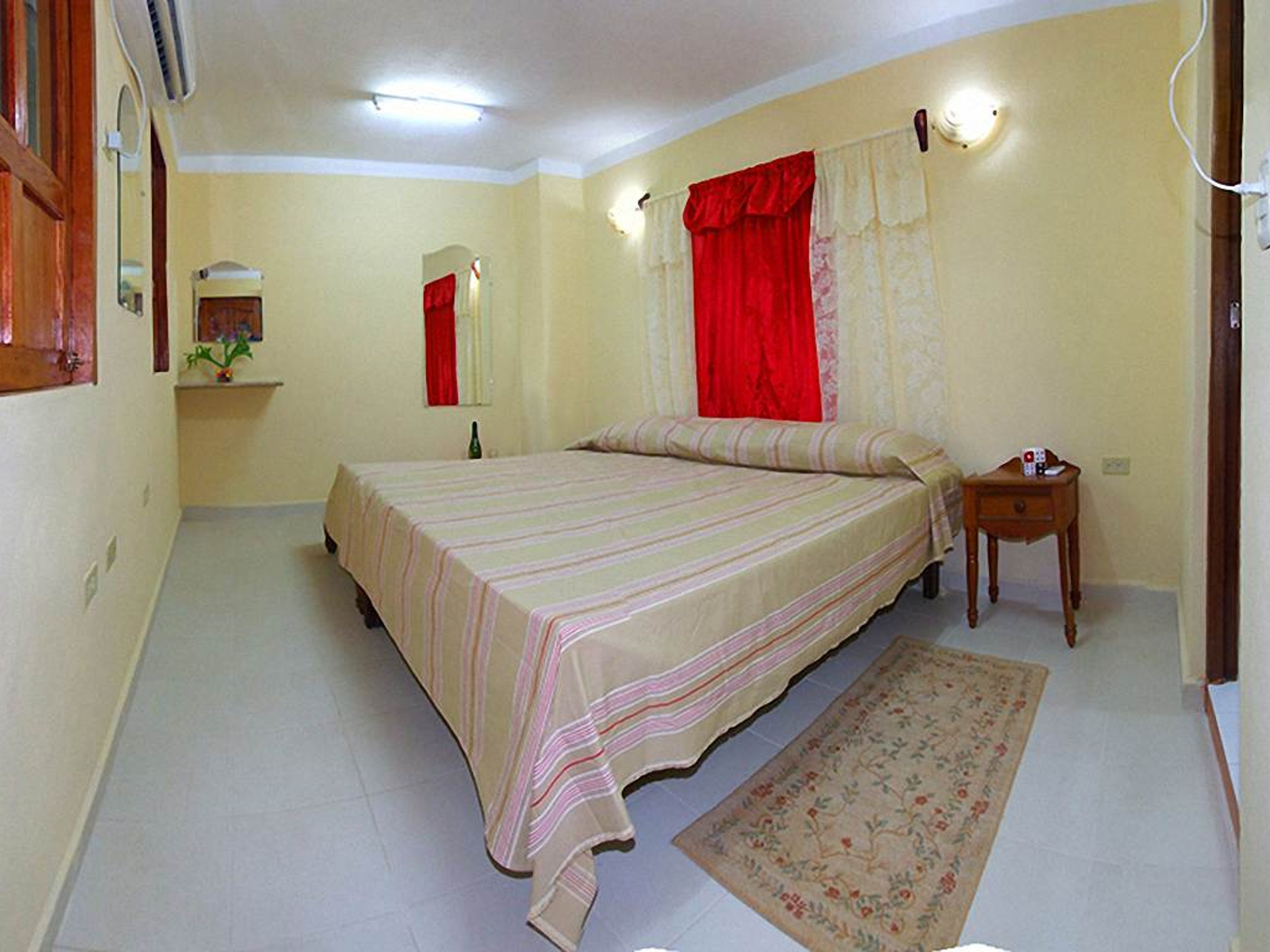 La Casa D’ Pepe, ANSELMO RODRÍGUEZ, No. 253Standard Room