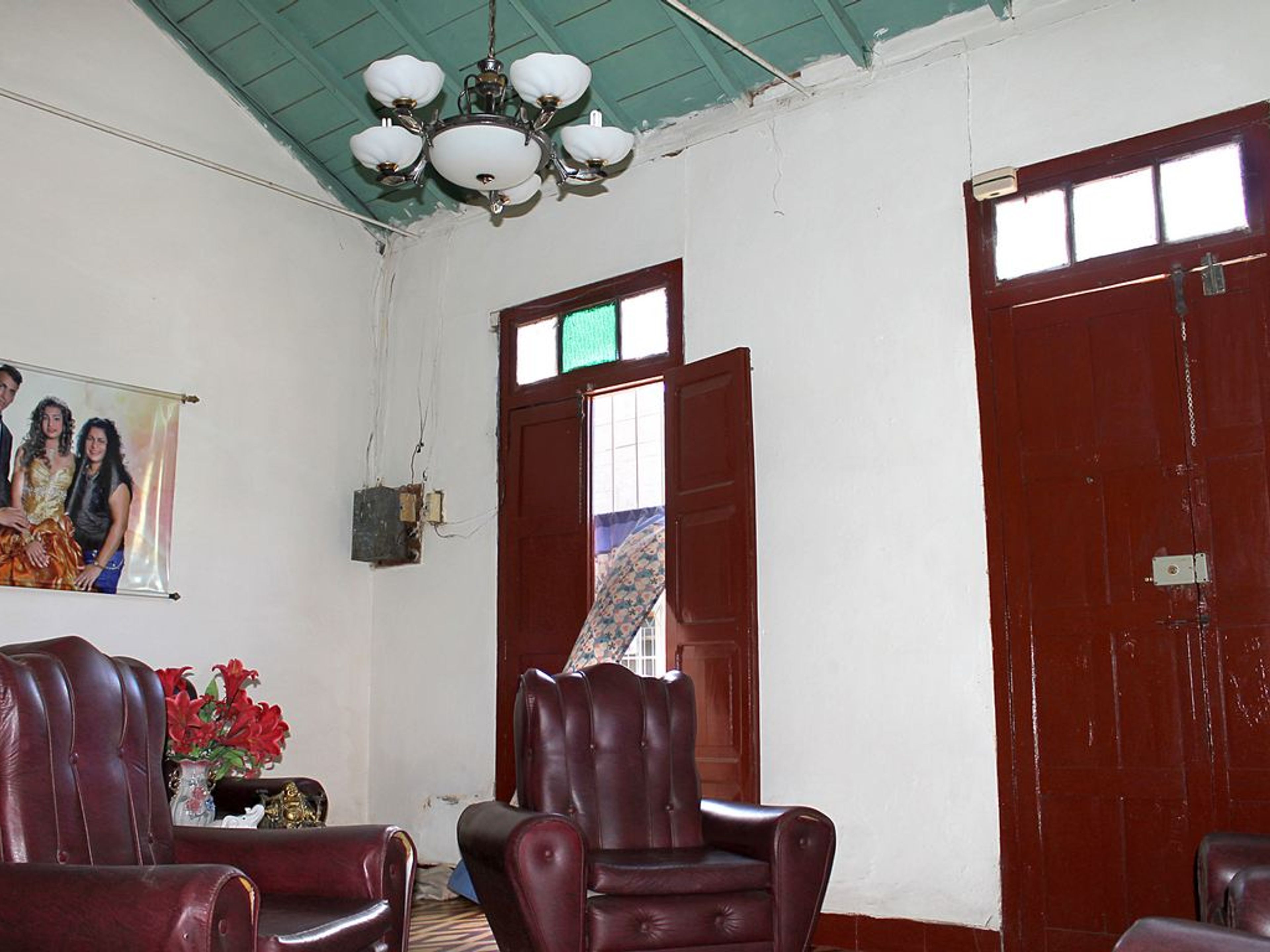 Hostal Yolaisi, FRANK PAIS (Del Carmen), No. 118House's living room
