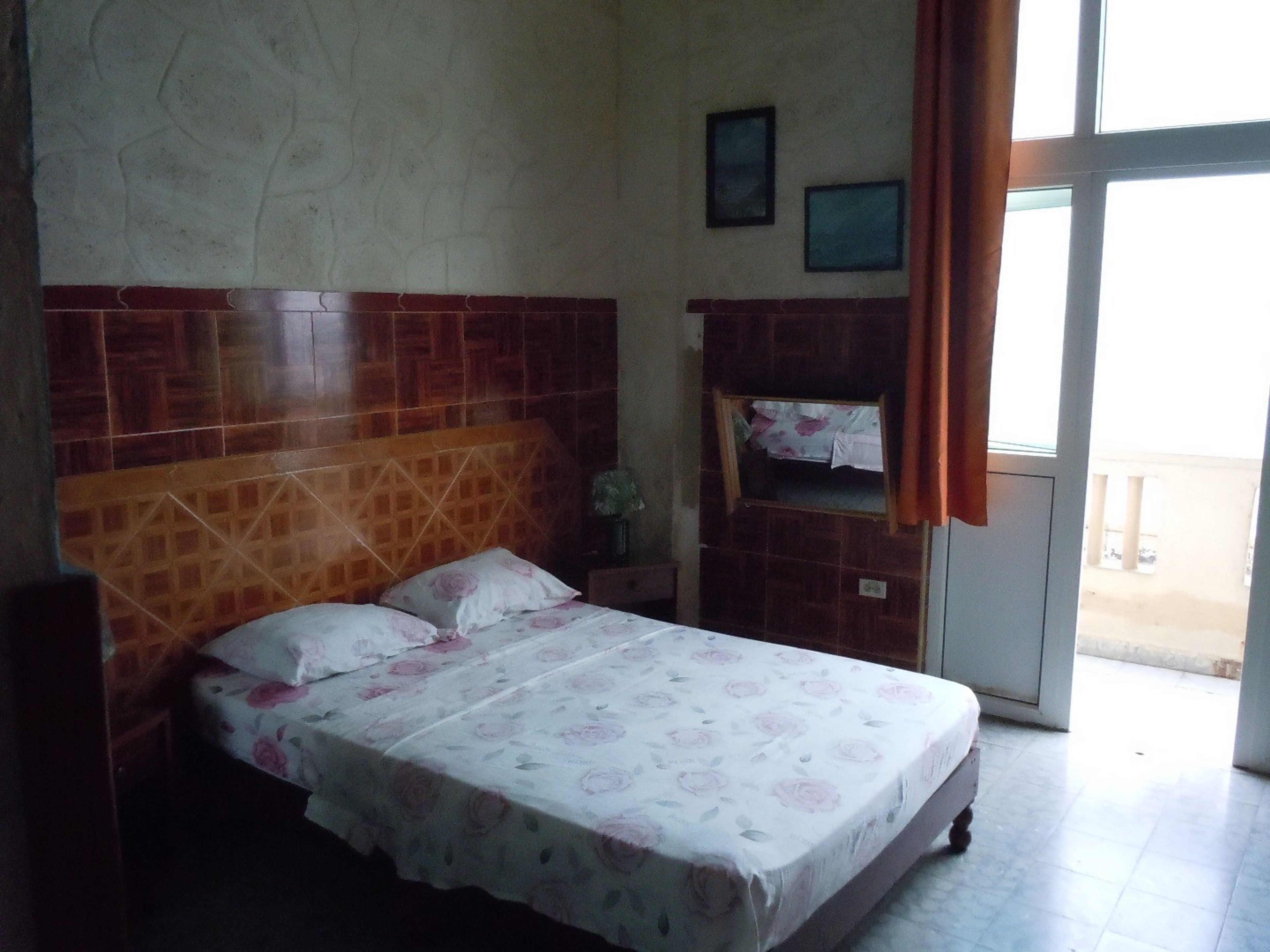 Pensión Enano Rojo, MALECÓN, No. 557Standard room