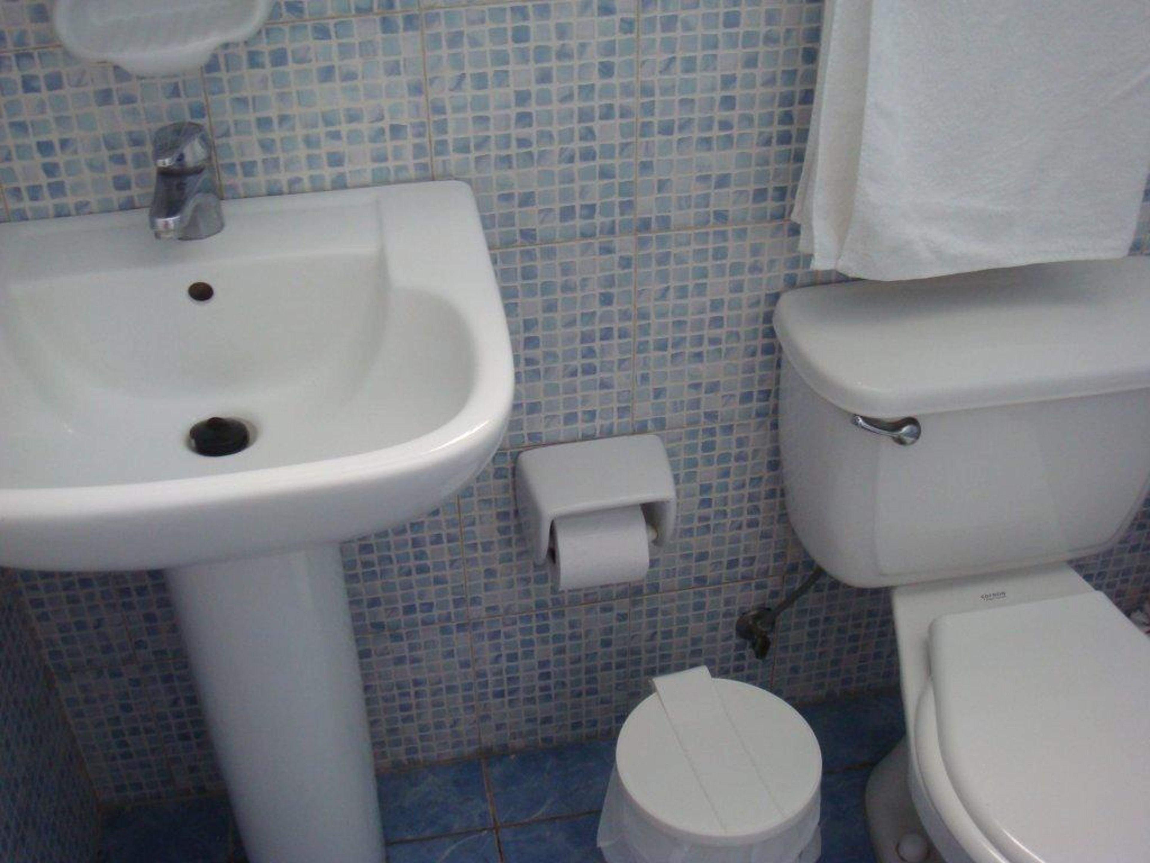 Casa Bebita, CALLE 18, No. 202Bathroom view