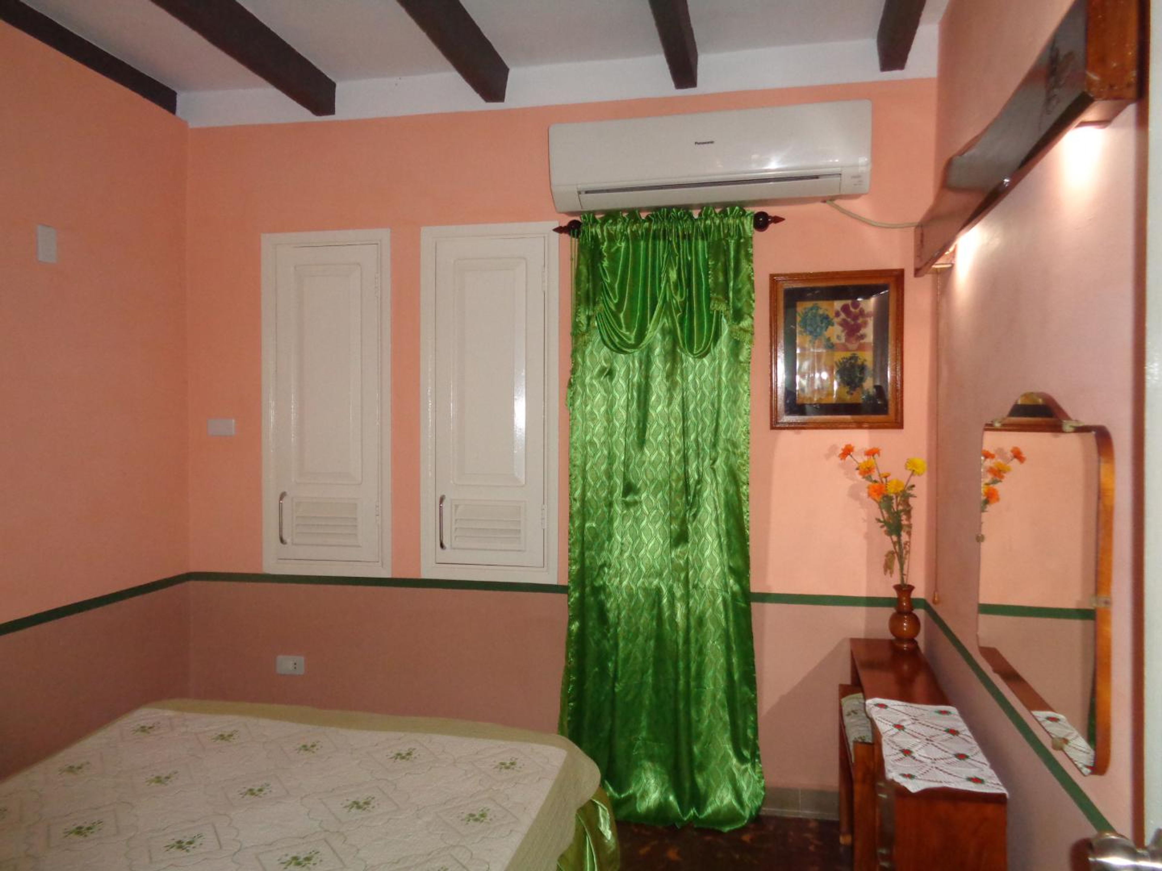 ApartHostal Eva y Ernesto, JUAN BRUNO ZAYAS, No. 253-AStandard room