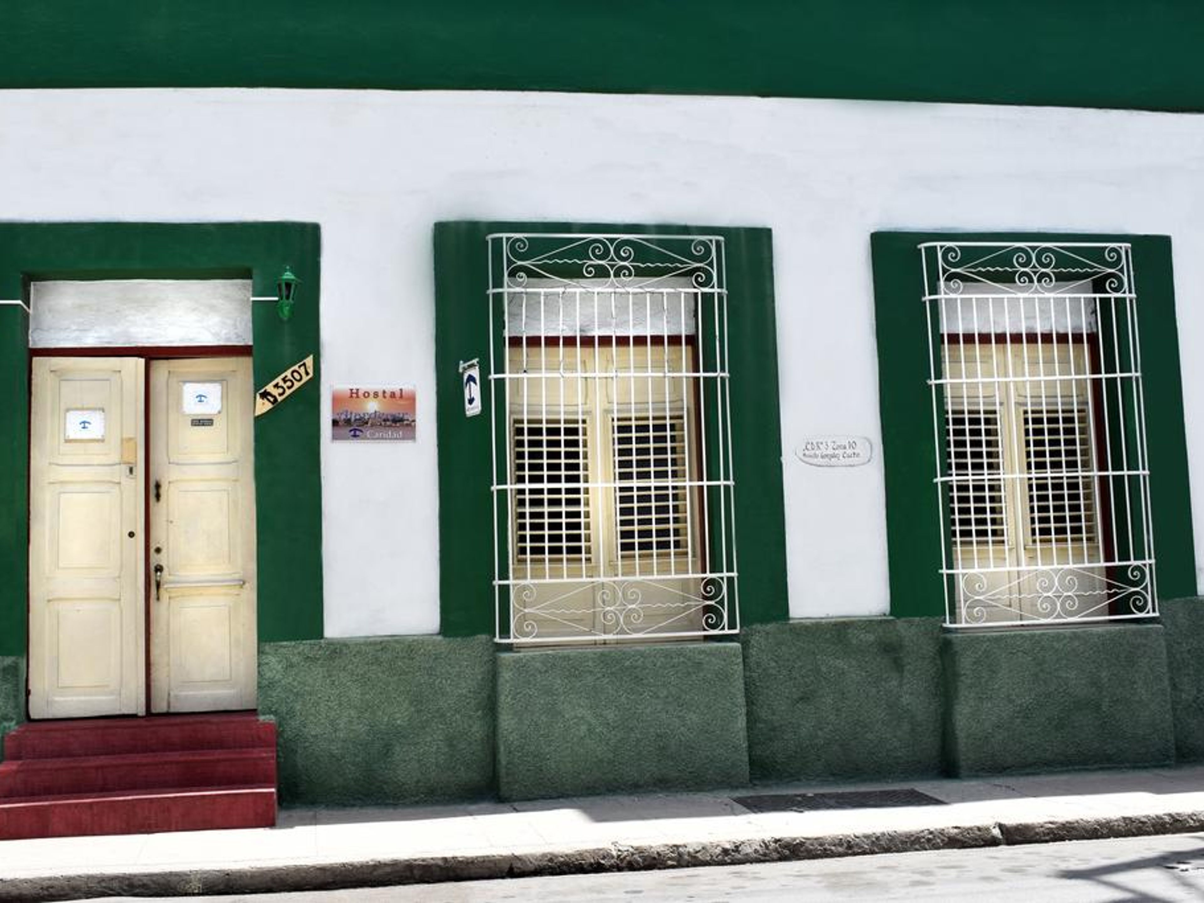 Hostal Atardecer, AVENIDA 58, No. 3507