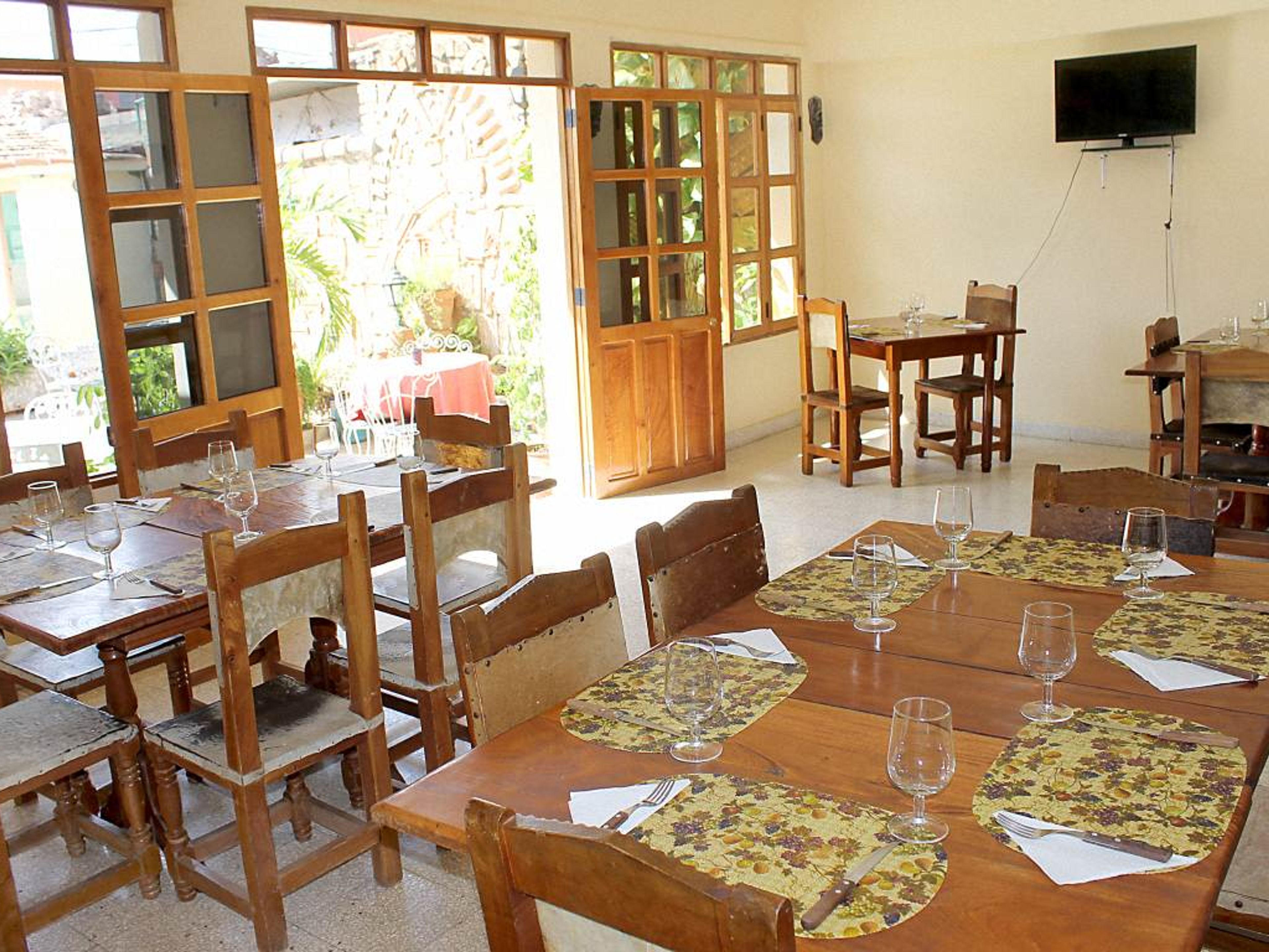 Casa Rifat Hostal Restaurante, SAN PROSCOPIO (General Lino Pérez), No. 216House's restaurant view