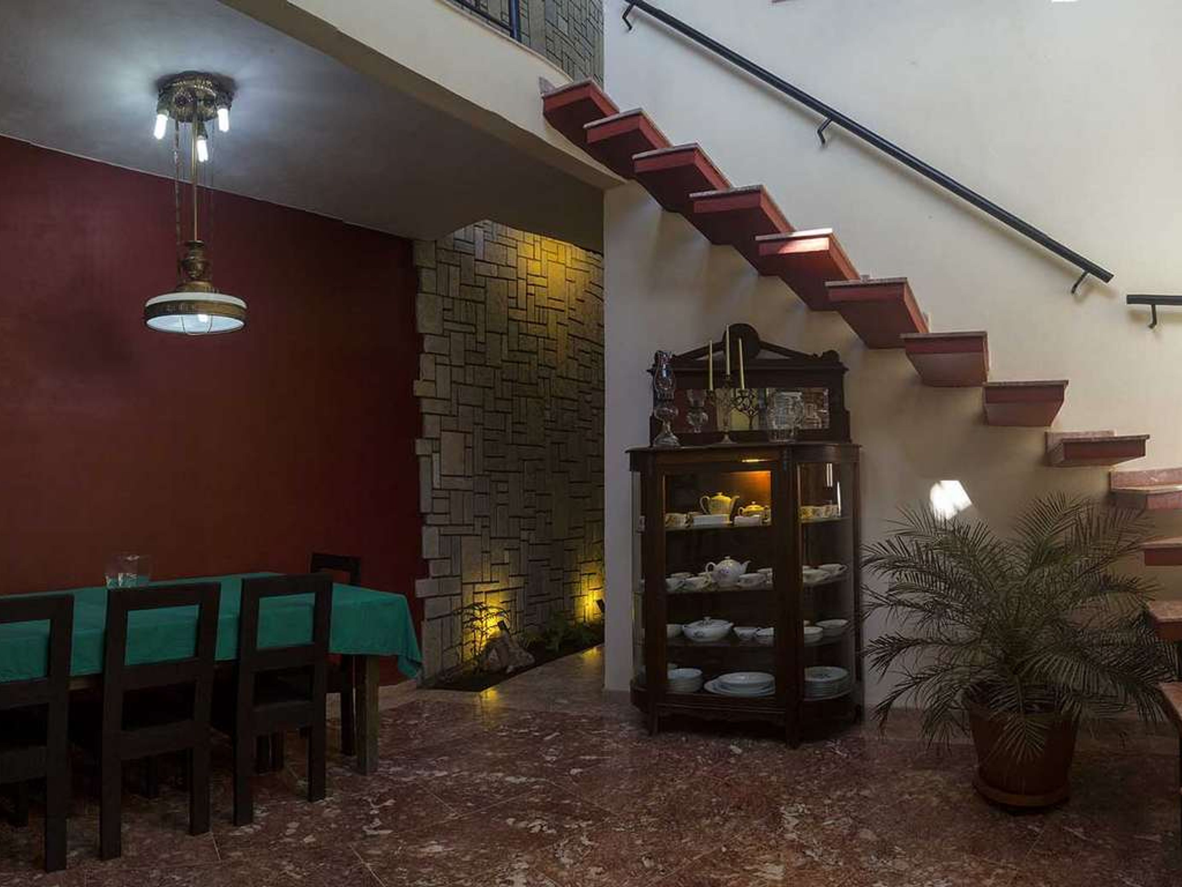 Hostal El Portón Verde, SIMÓN BOLIVAR (Desengaño) No. 229House's dinning room