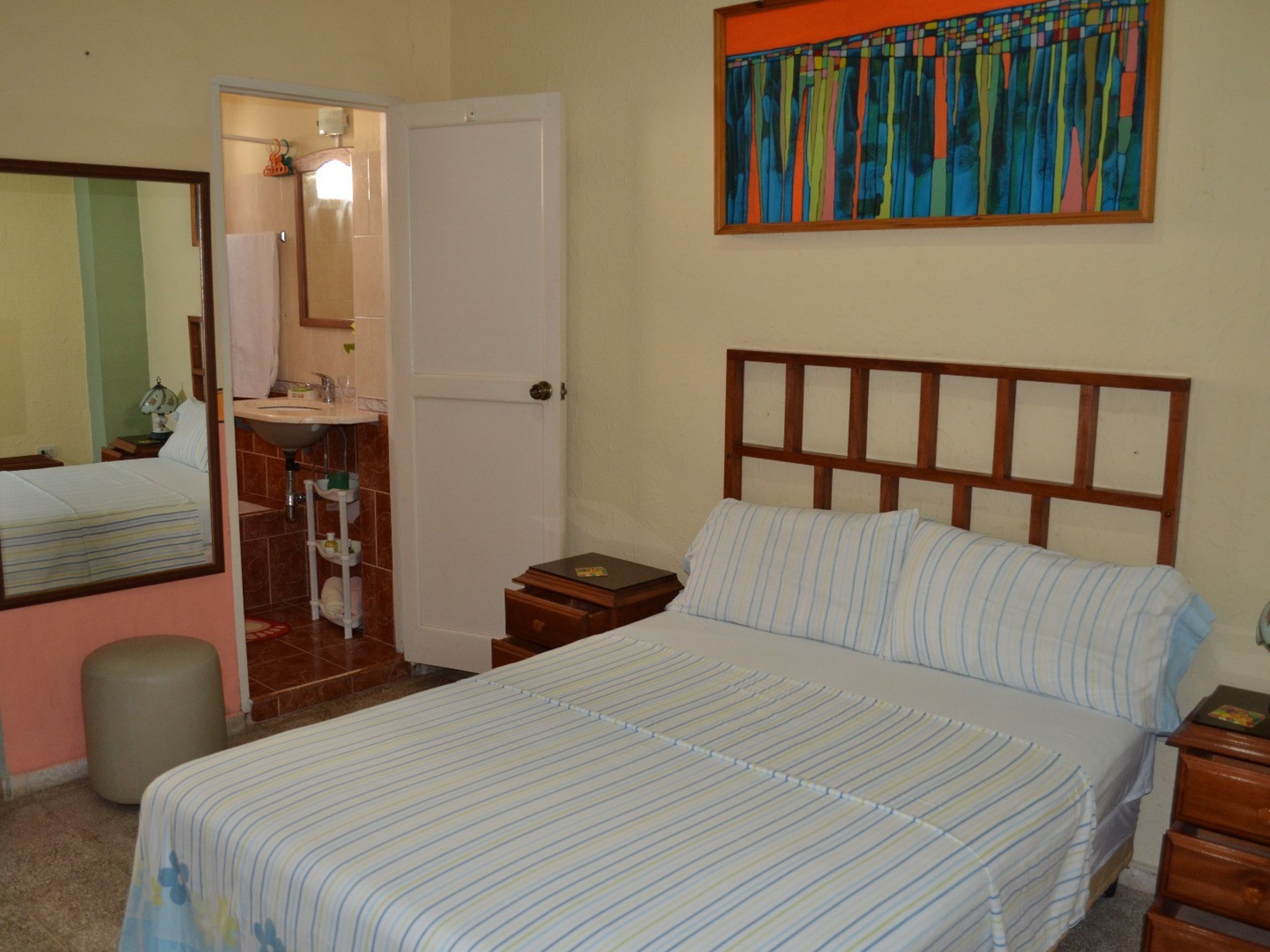 Дом Claire, CALLE D, No. 305Standard room