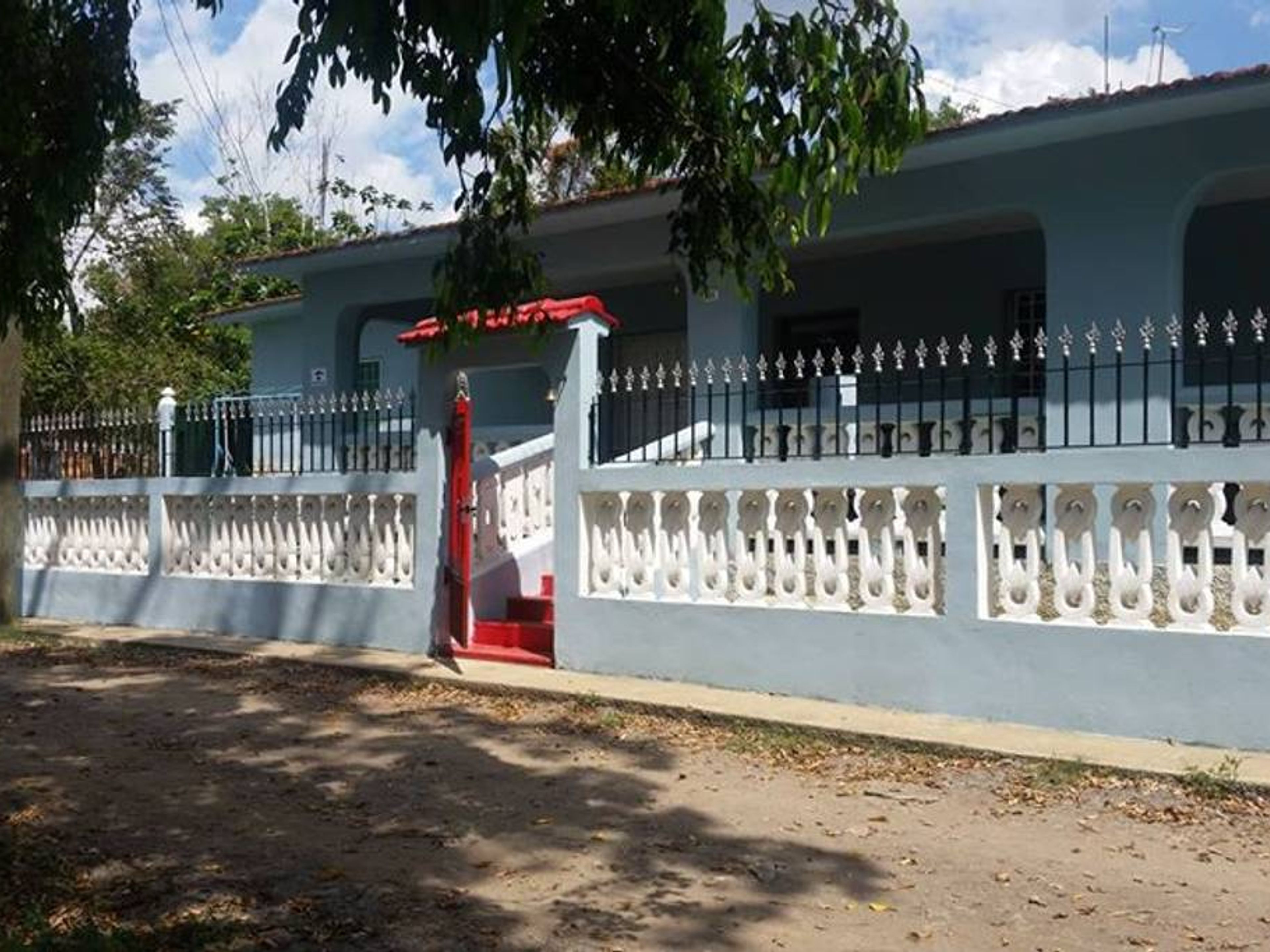 Дом 121 Soroa, CALLE 2, No. 121