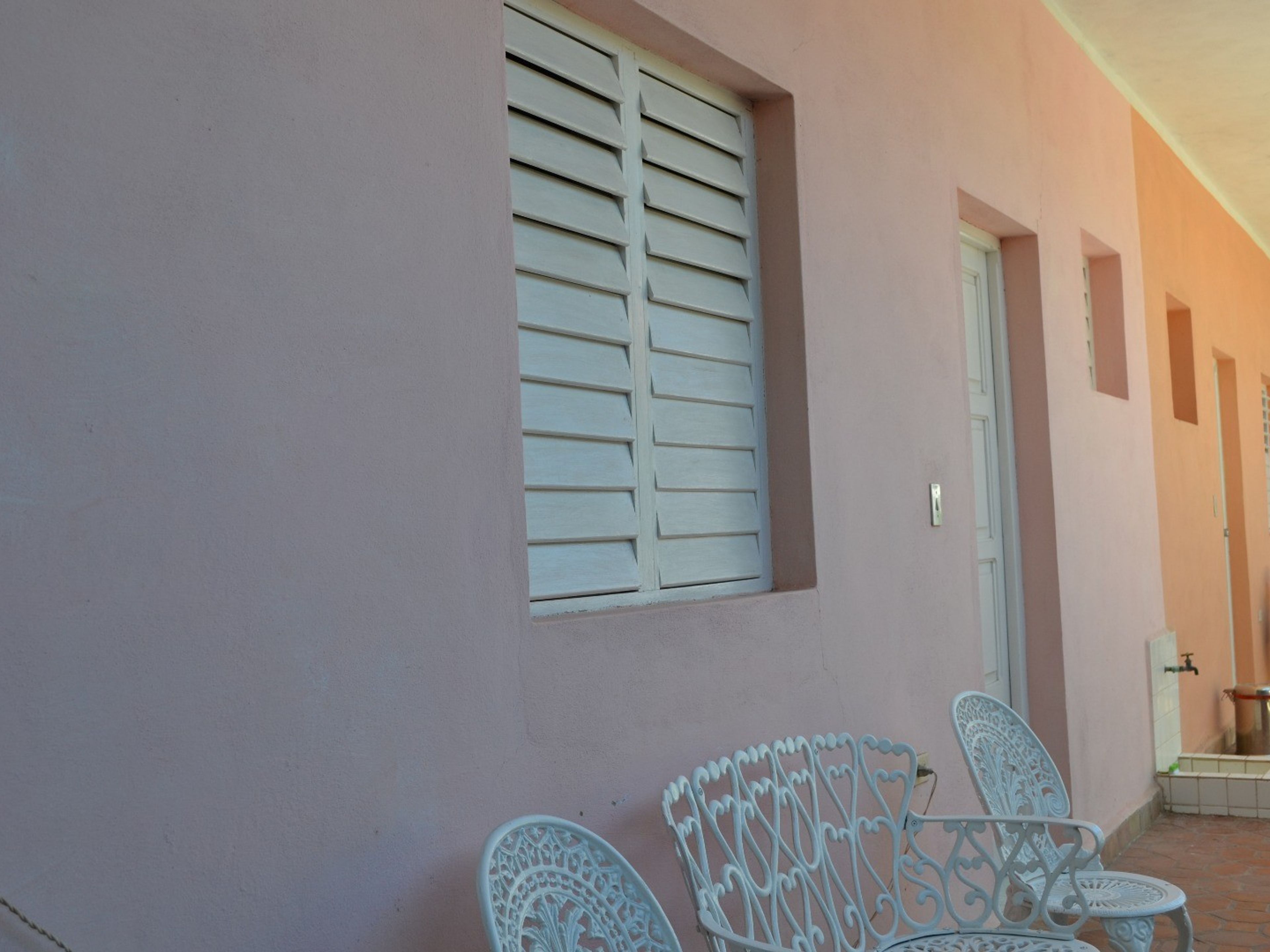 Hostal Bettina, JESÚS MENÉNDEZ (Alameda) No, 8House view
