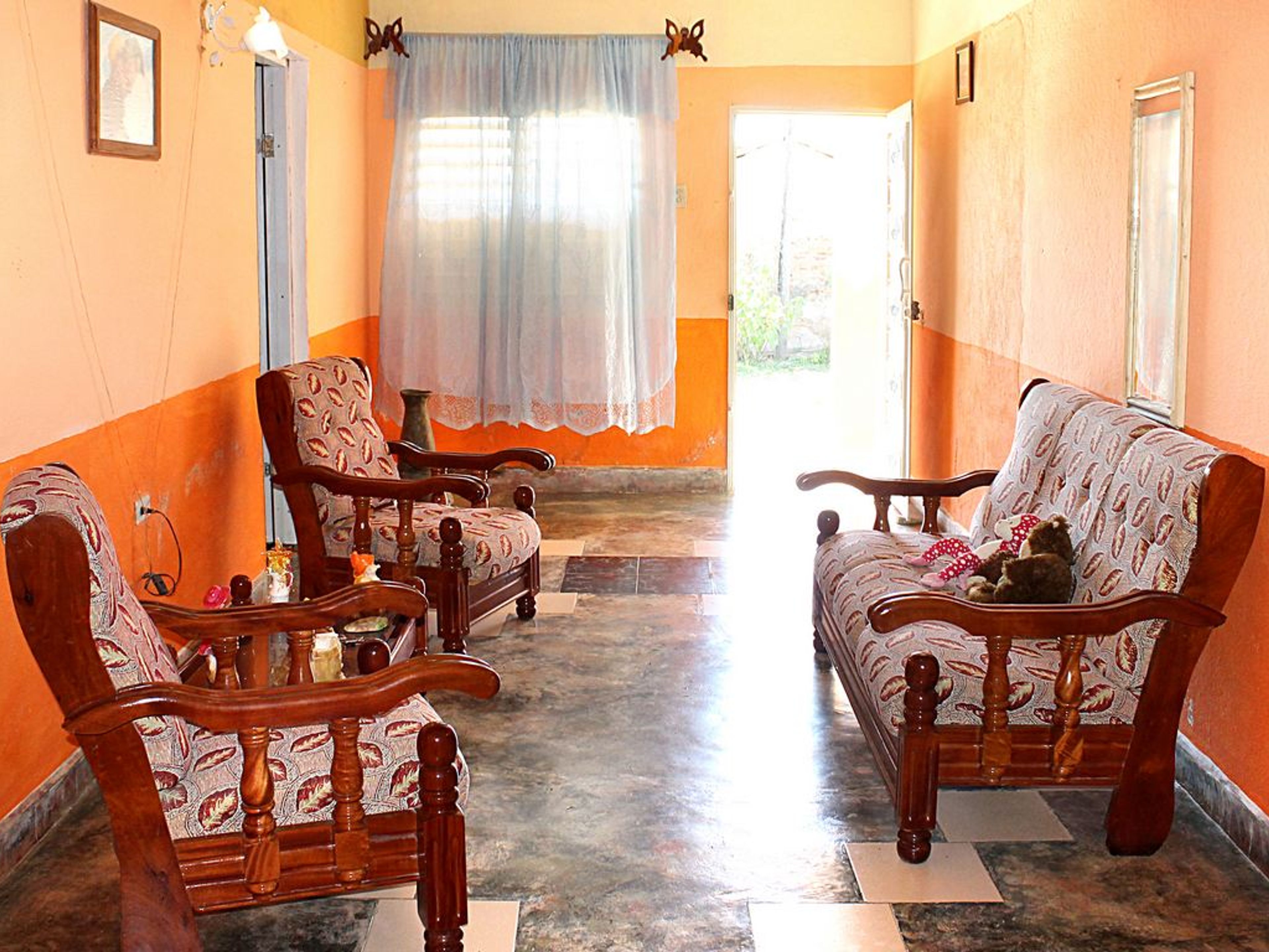 Restaurante-Hostal La Gran Piedra, JOVELLANOS, No.167House's living room