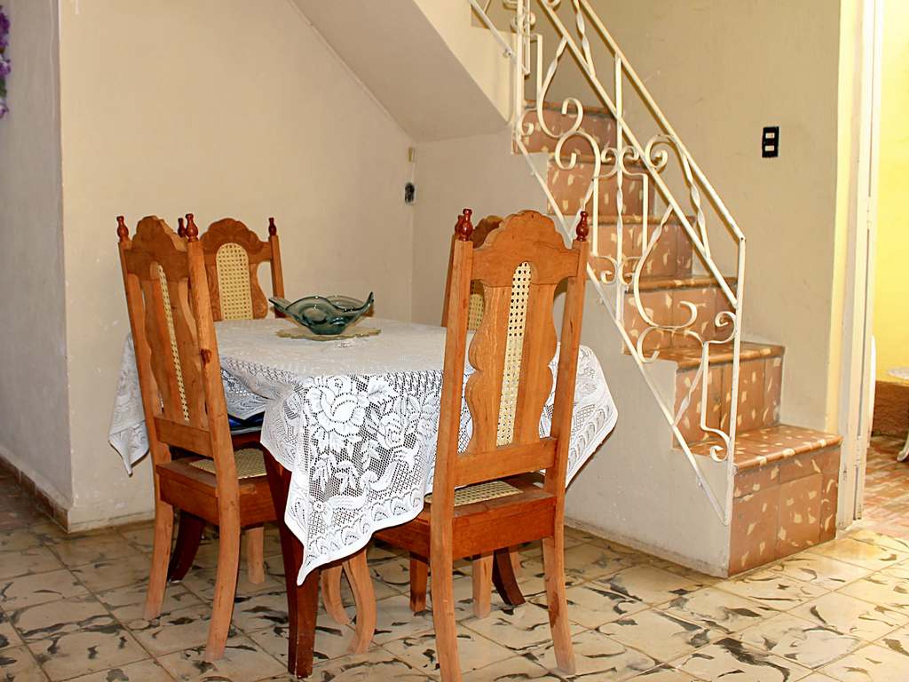Hostal Casa Carmen y Pedro, MEDIA LUNA (Ernesto Valdés Muñoz) No. 51 AHouse's dining room