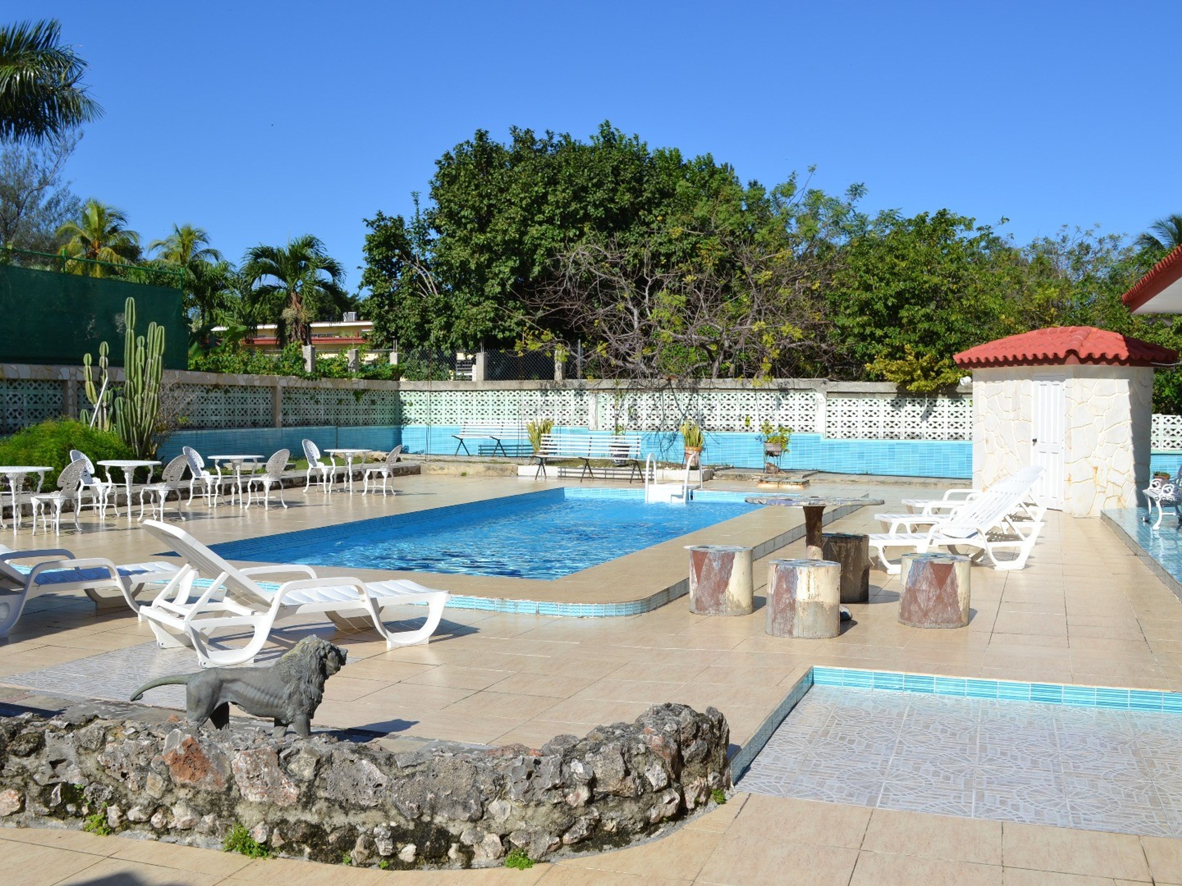 Casa Ordaz, AVENUE 9na, No. 21402Swimming pool view