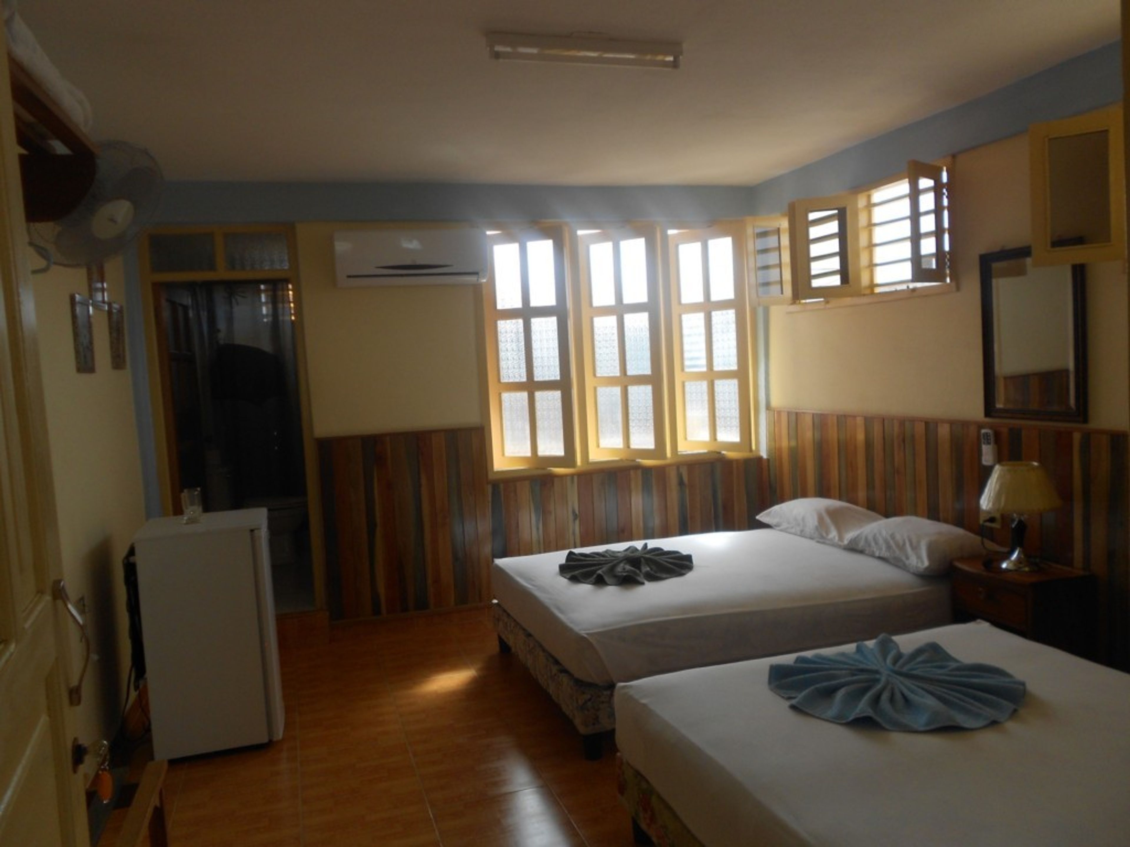 Casa Fernando y Natacha, FLOR CROMBET, No. 115 BStandard room