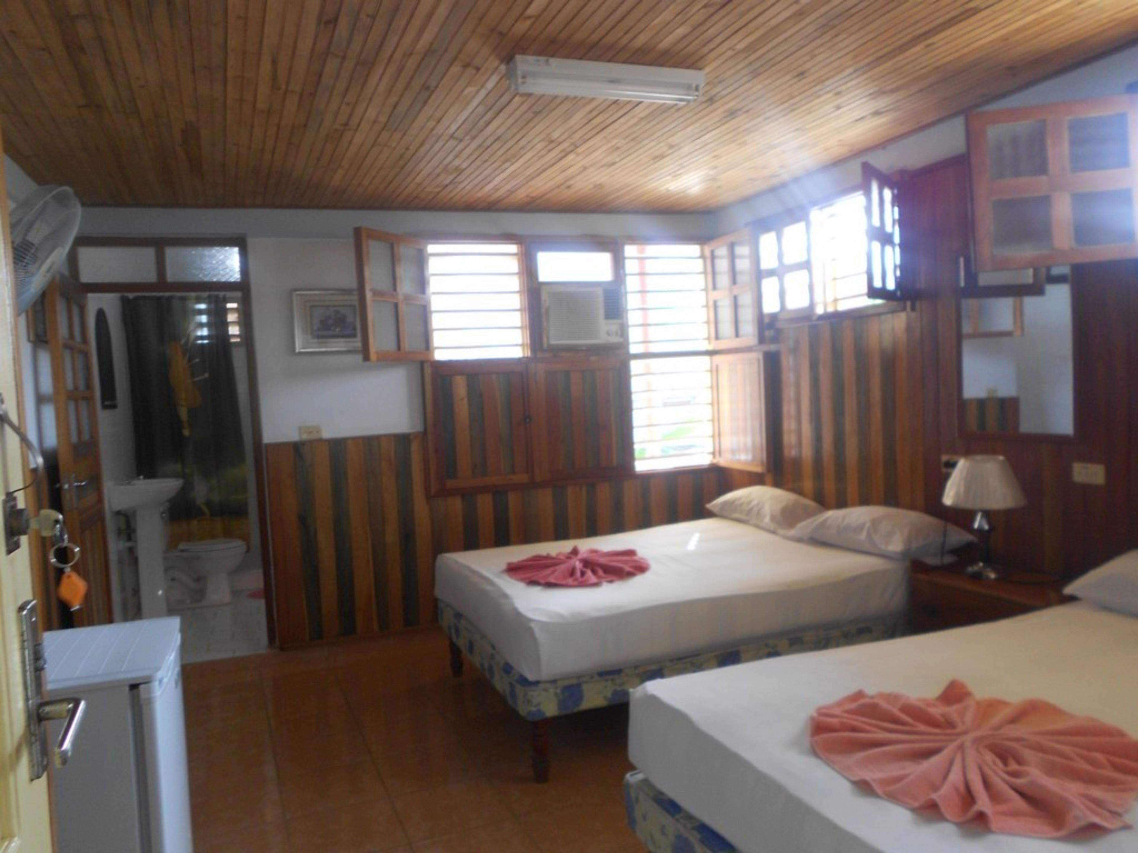 Casa Fernando y Natacha, FLOR CROMBET, No. 115 BStandard room