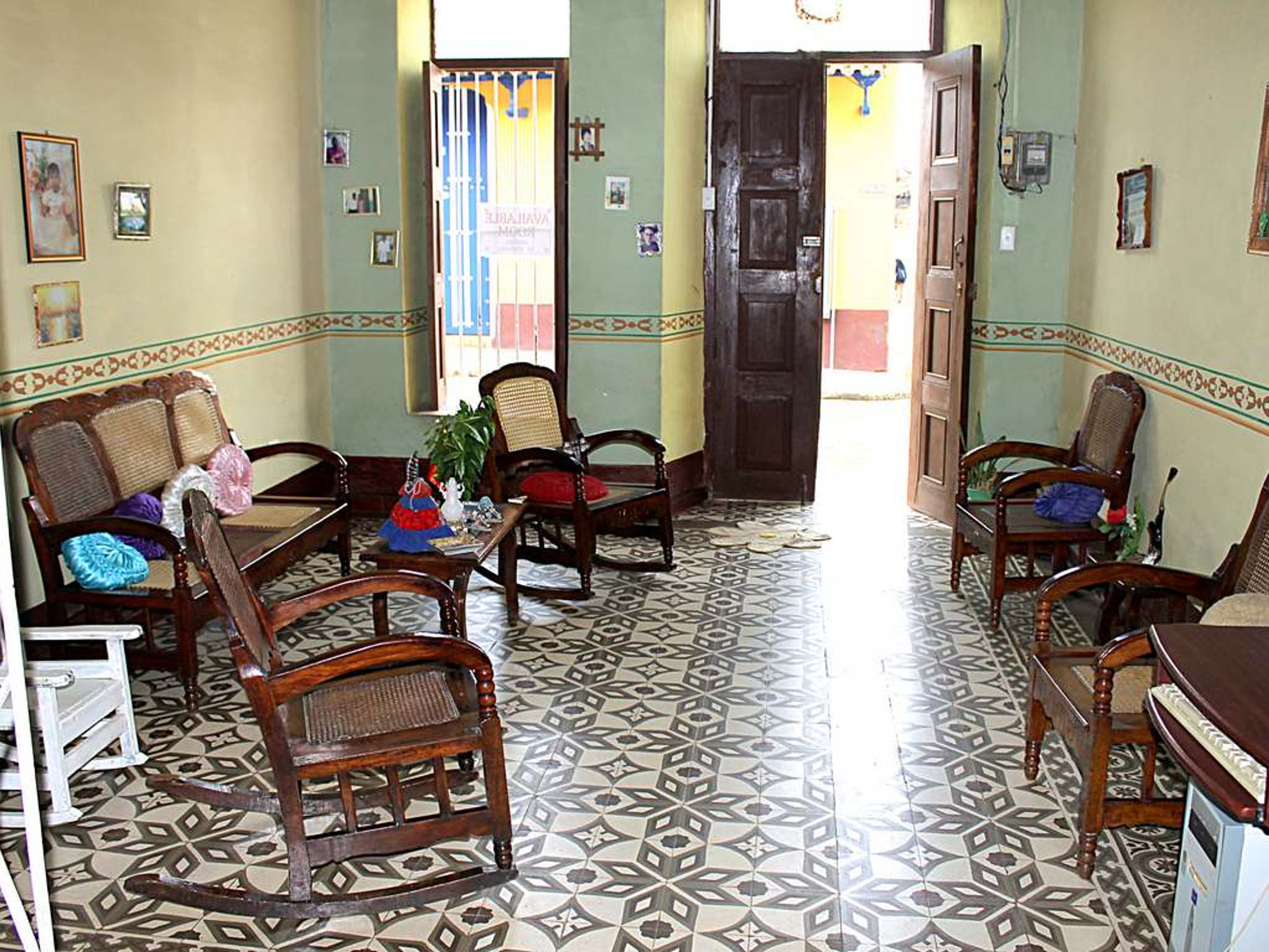 Hostal Dr. Yosvany, BOCA (Piro Guinart), No. 163 AHouse's living room