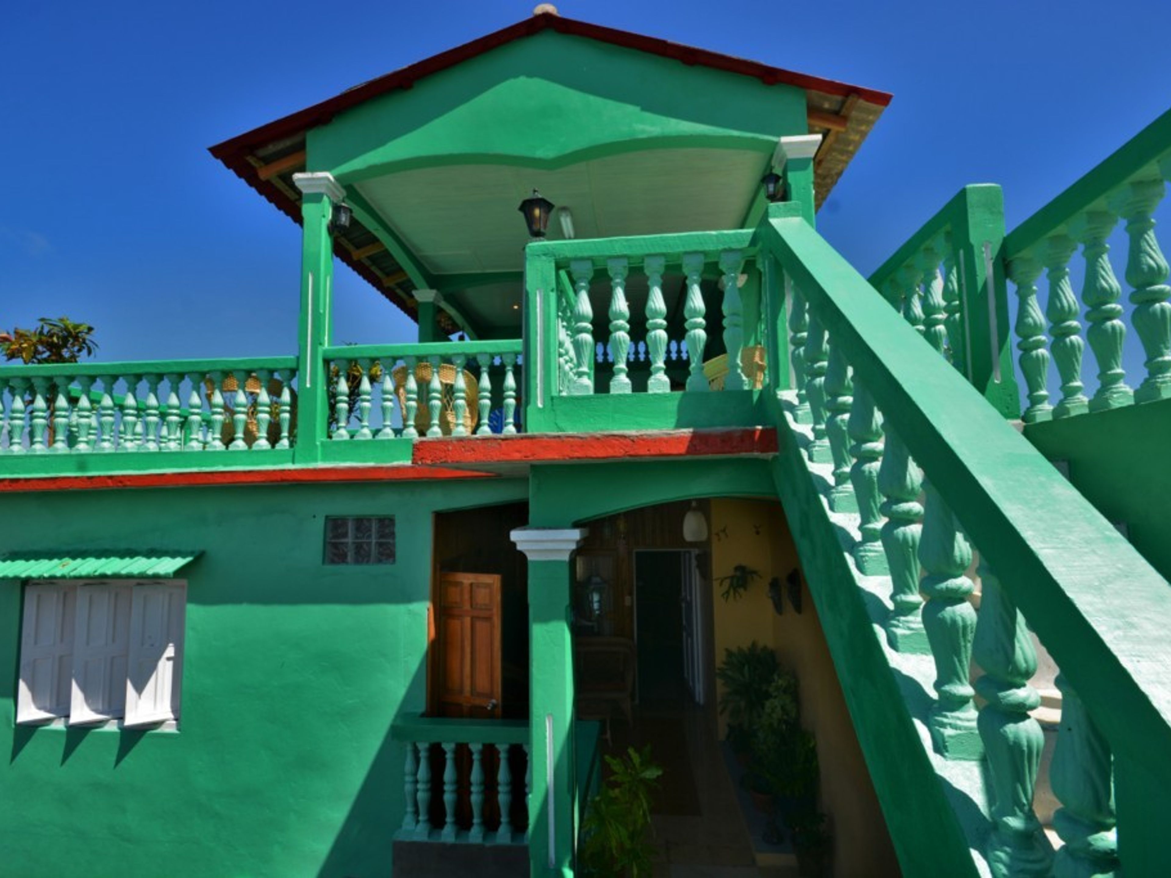 Casa La Marina, CALIXTO GARCÍA, No. 27