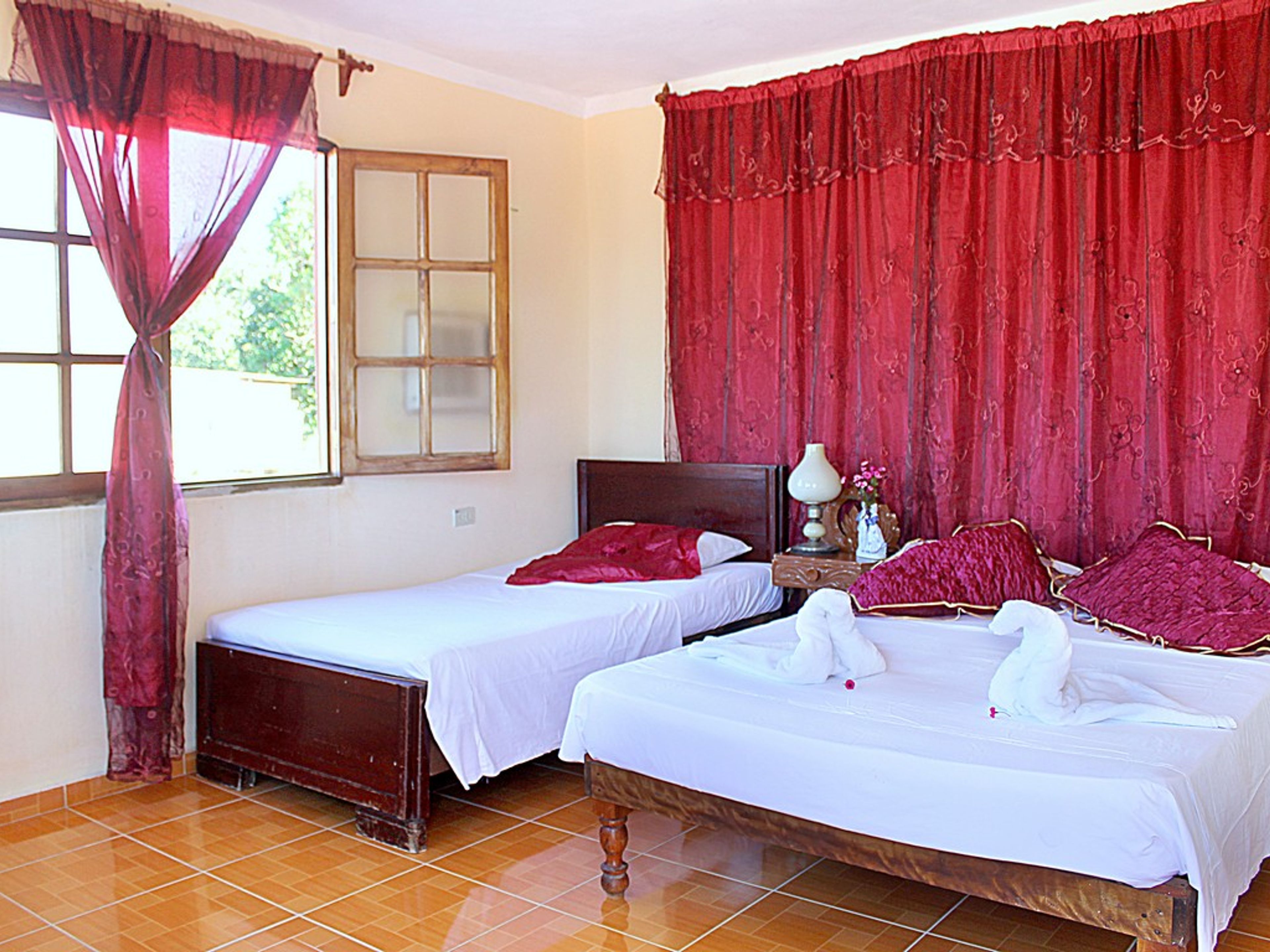 Hostal Vaneza, SANTIAGO ESCOBAR (Callejón del Olvido), No.9Standard room