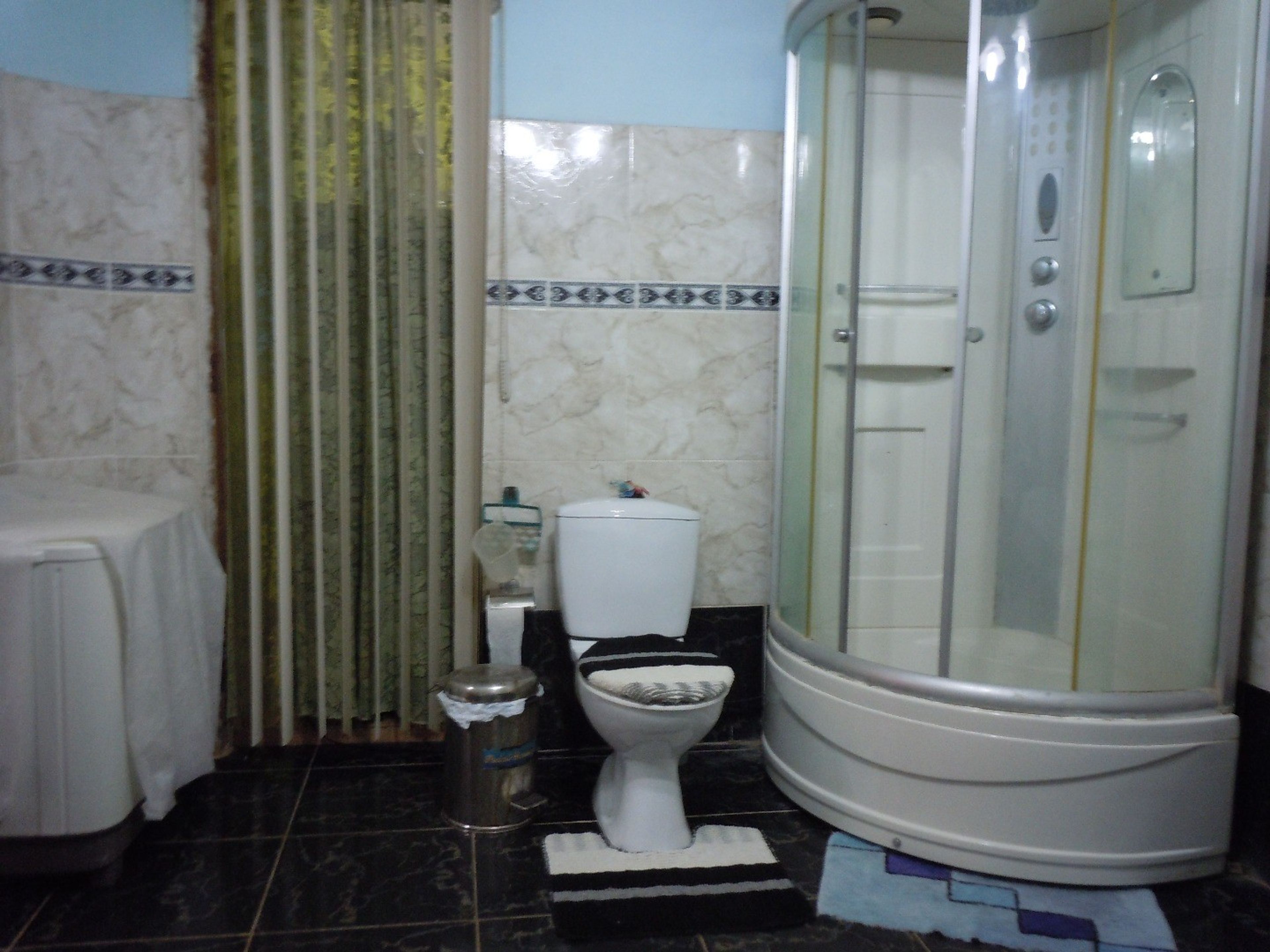 Hostal Enkuemi, SAN RAFAEL, No. 555Bathroom's view