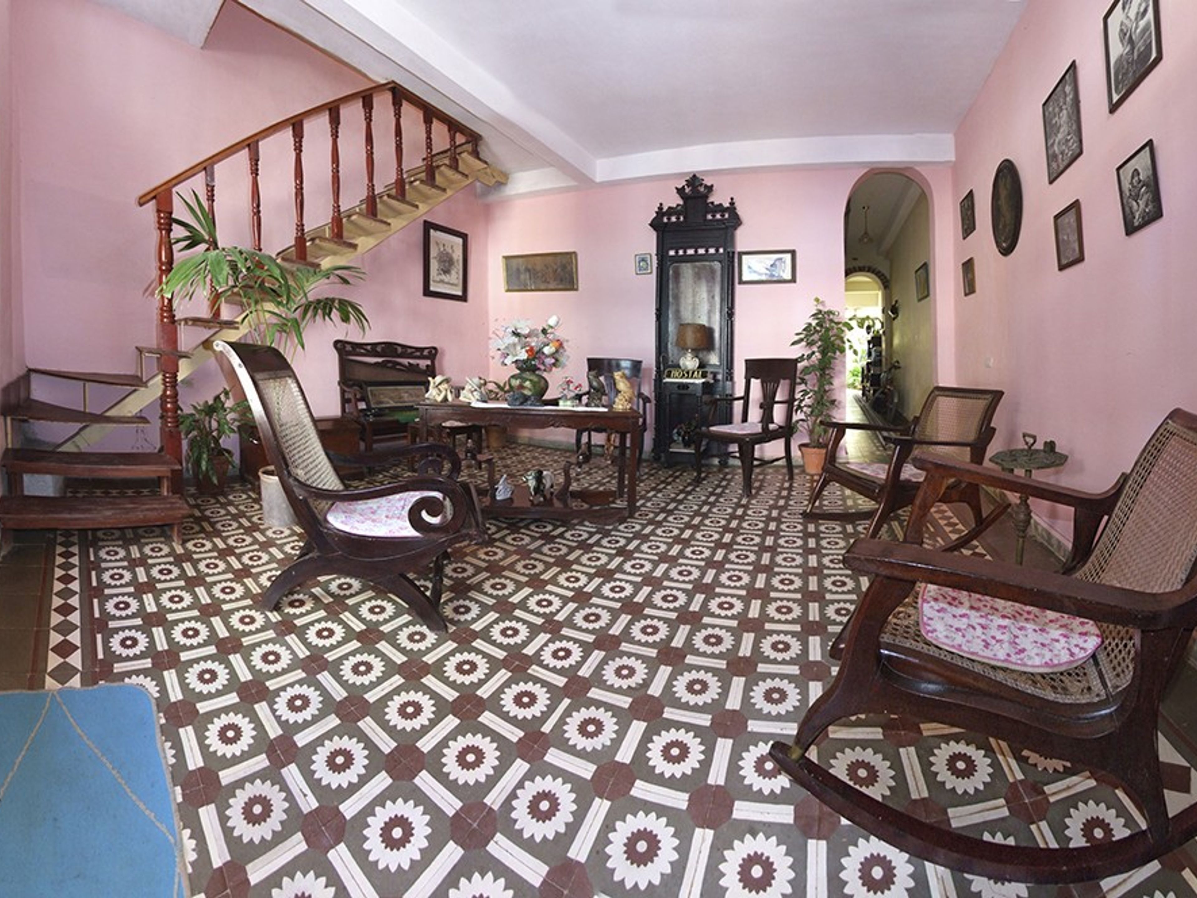 Casa Bernardo, FRANCISCO PETERSSEN (Coco o Chichiquirá), No 179-AHouse living room