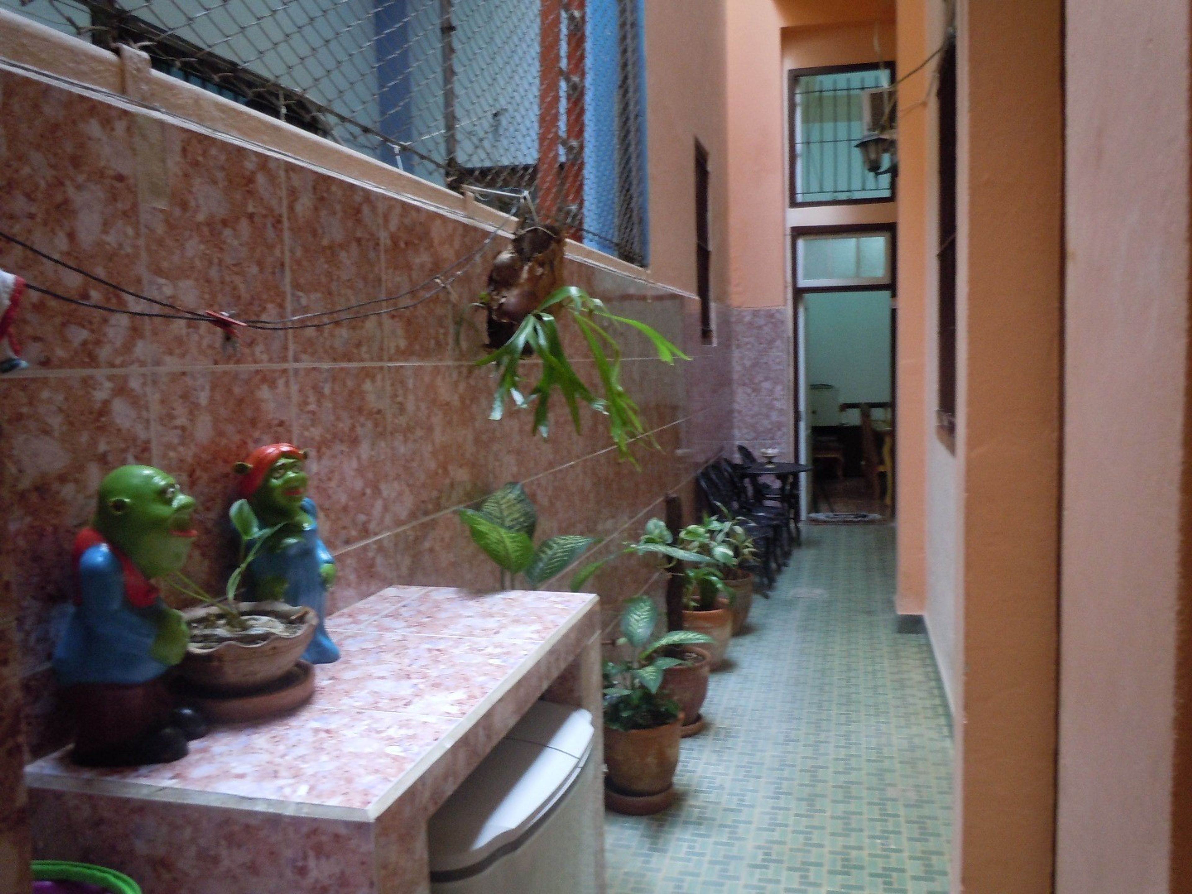 Brina Hostal, SANTA CLARA, No. 12House's indoor patio view