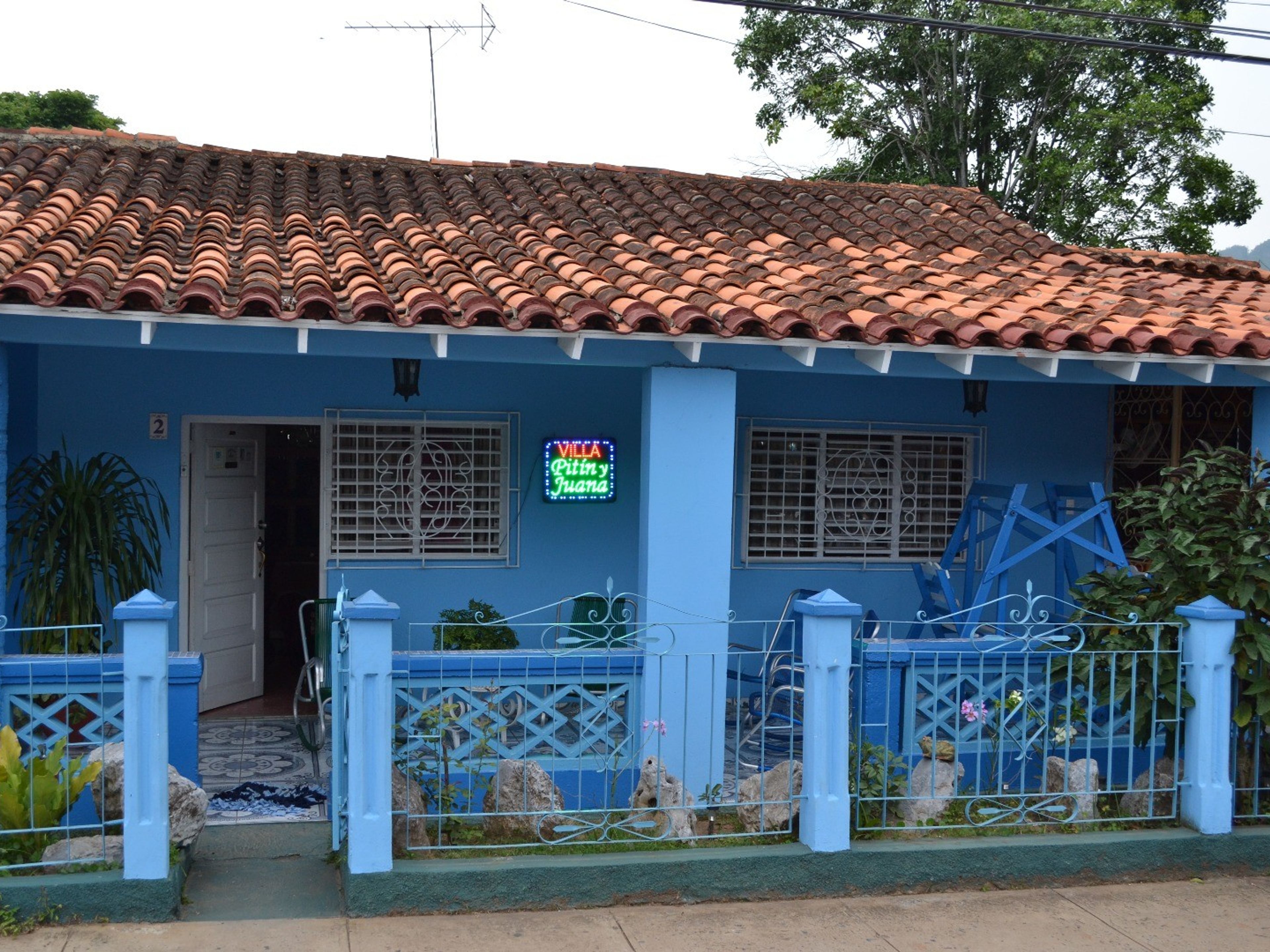 Villa Pitín y Juana, Km 25, No. 2