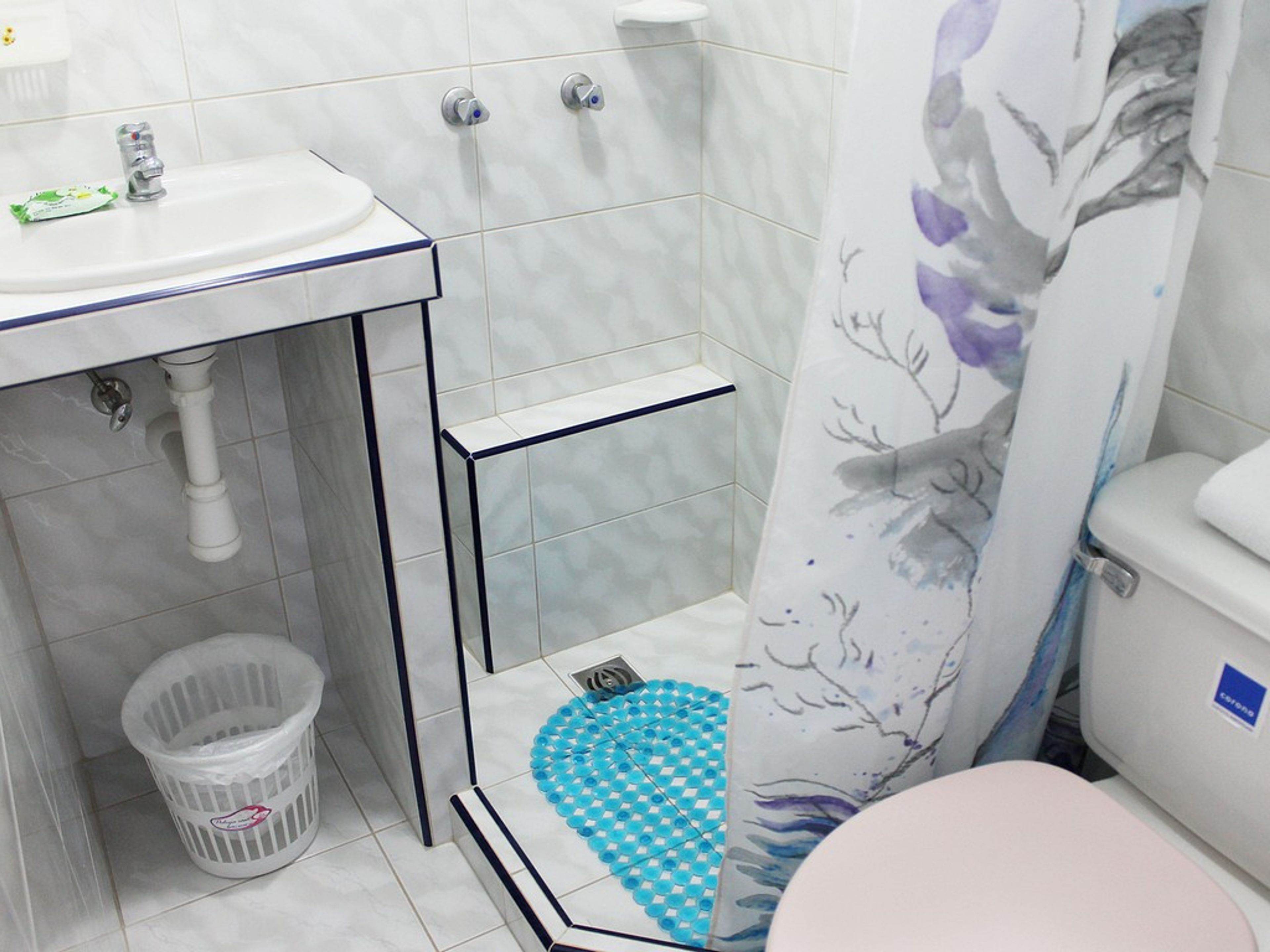 Hostal Yudiht Medina, MERCEDES (Antonio Guiteras), No. 56 - Bathroom's 1 view