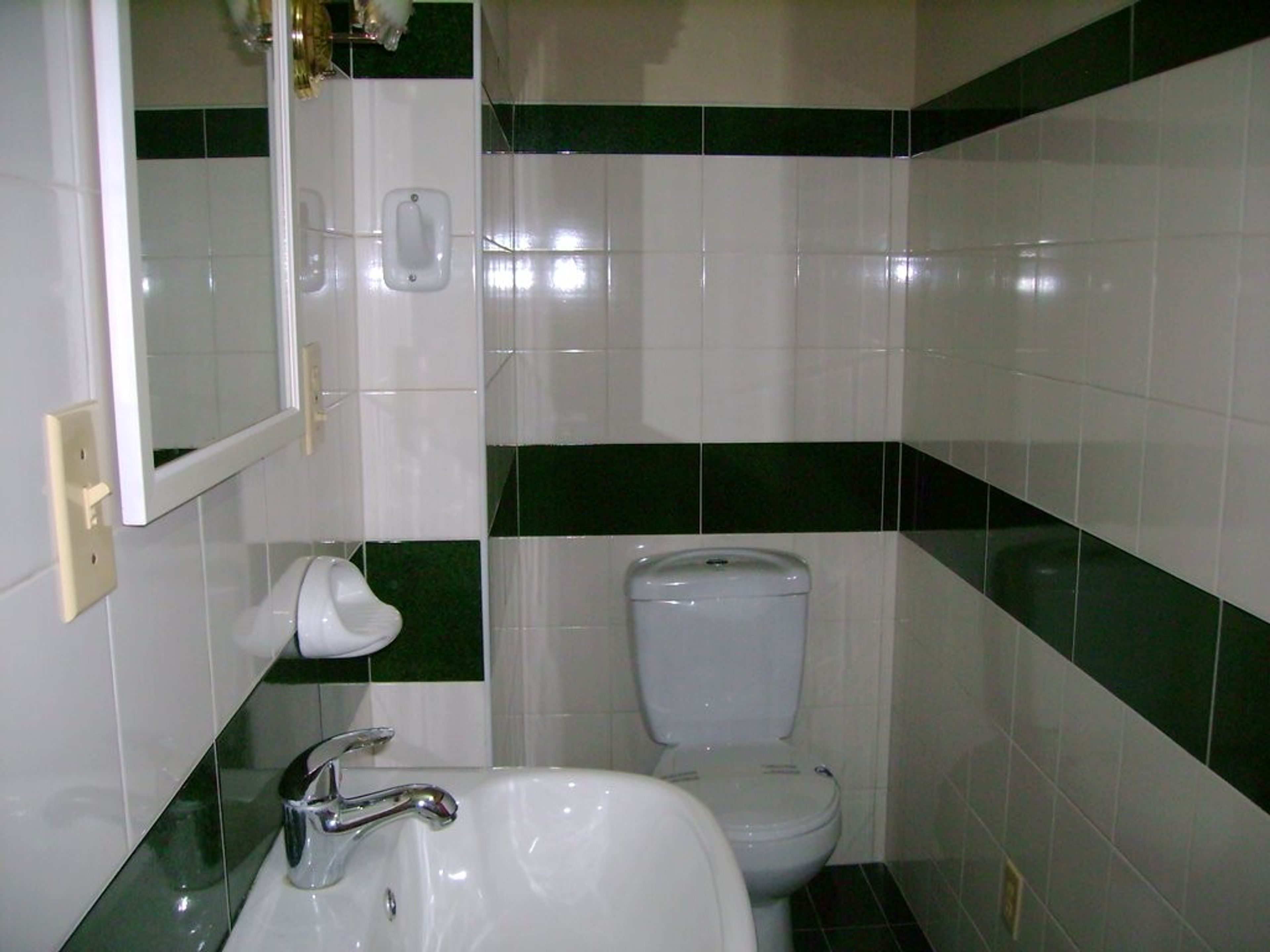 Hostal Iván y Lucy, ALEGRÍA No. 23Bathroom view