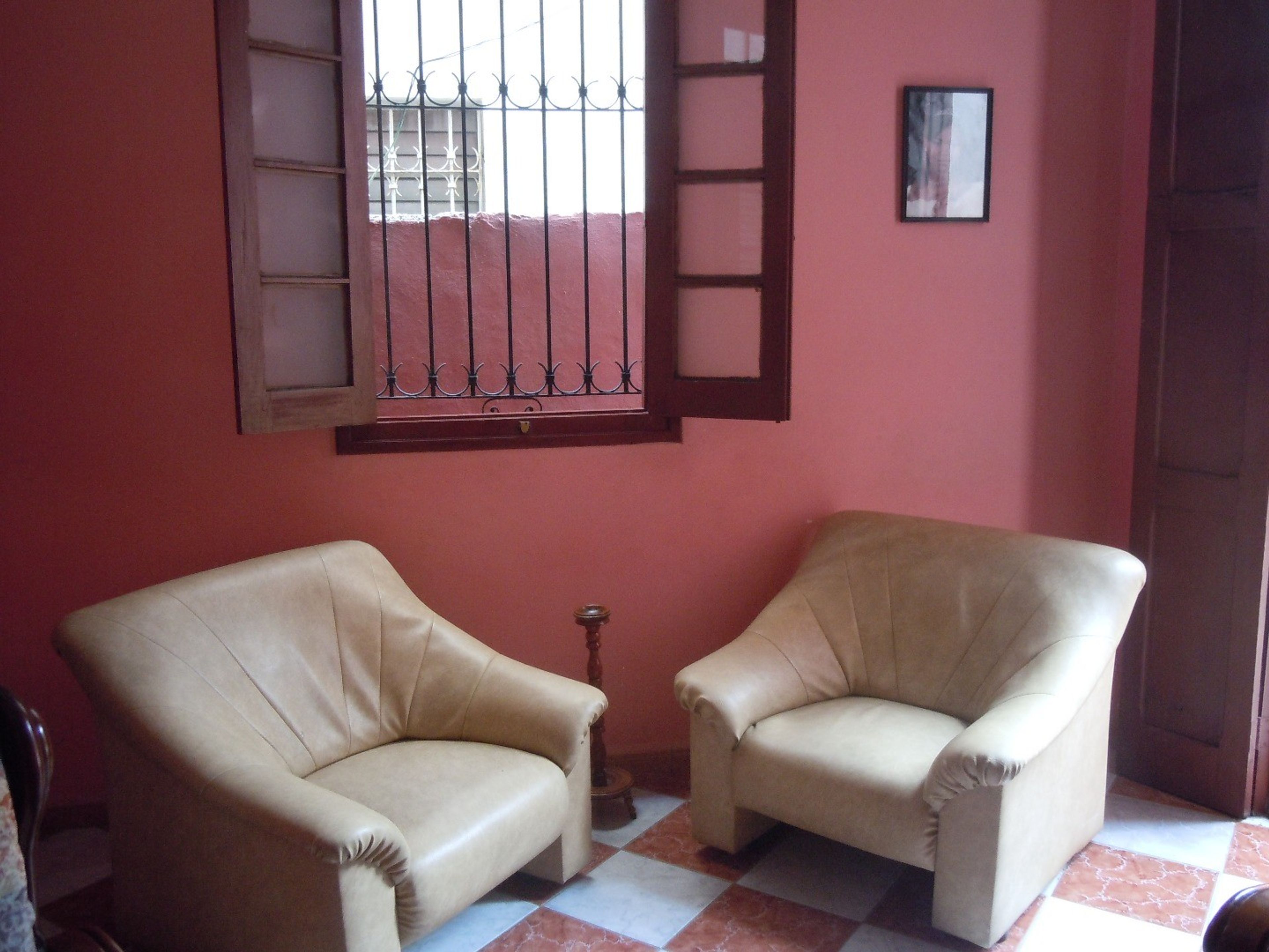 Дом Havana Inns, LACRET, No. 557House's living room