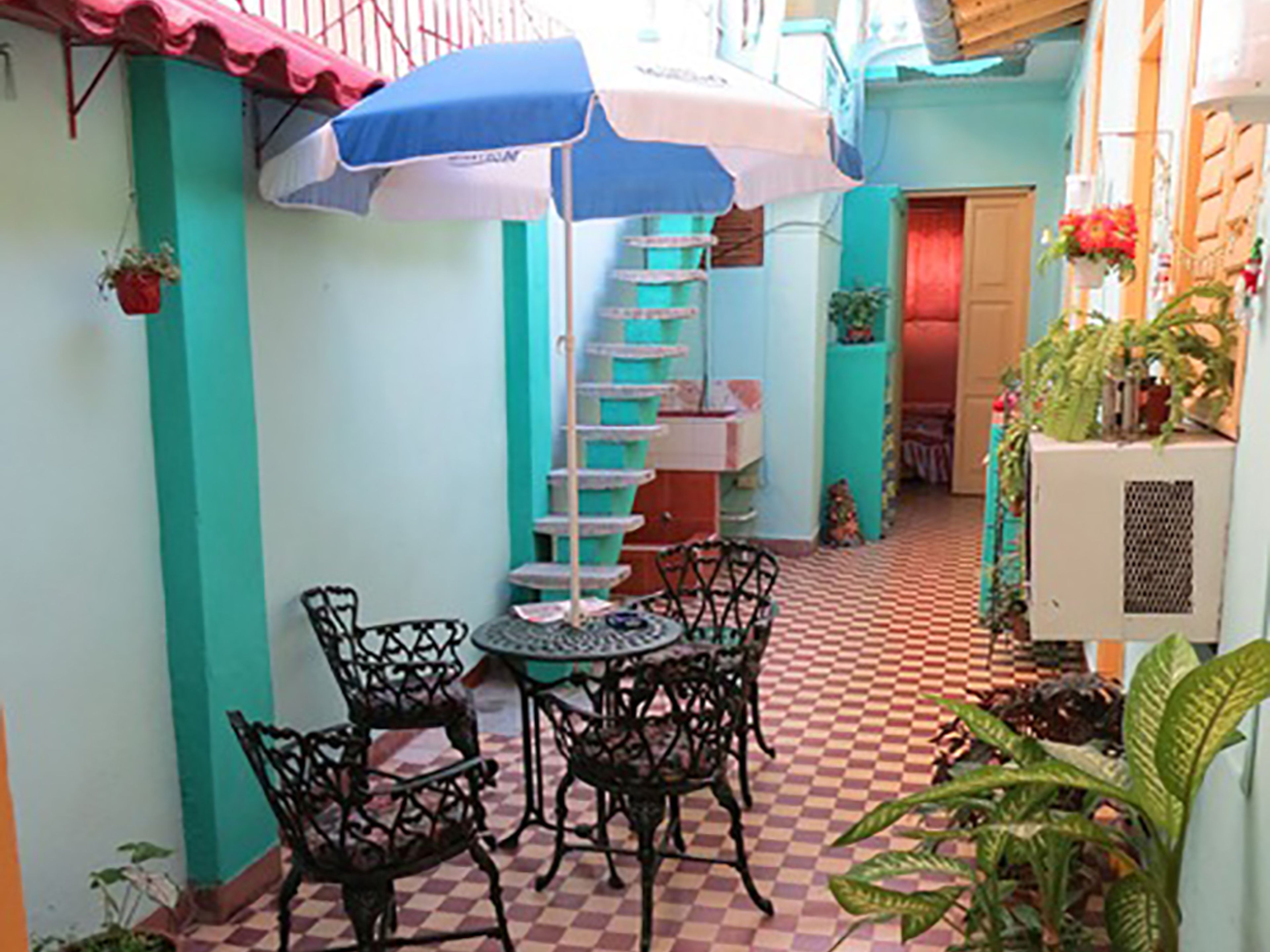 Hostal Cuba 215, CALLE CUBA, No. 215House´s terrace view