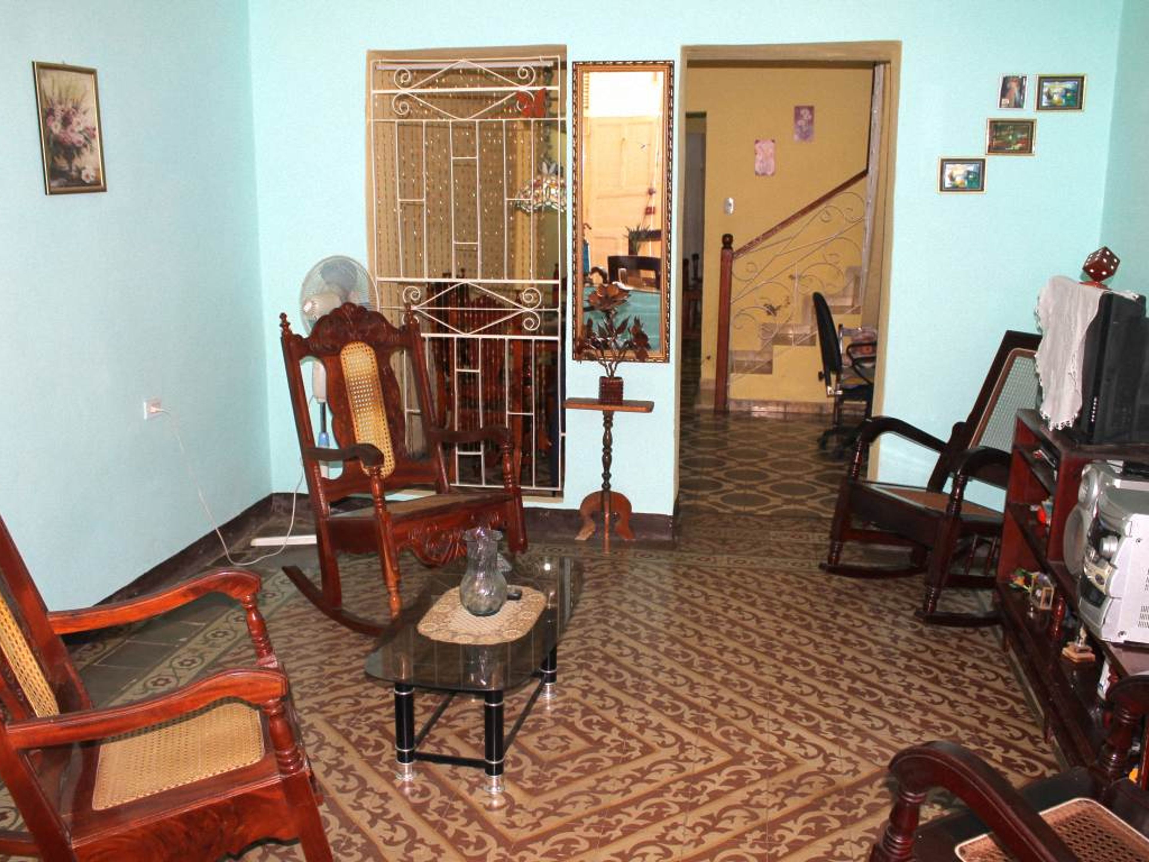 Hostal Doña Charo, JOSÉ MARTÍ (Jesús María), No. 413House's living room