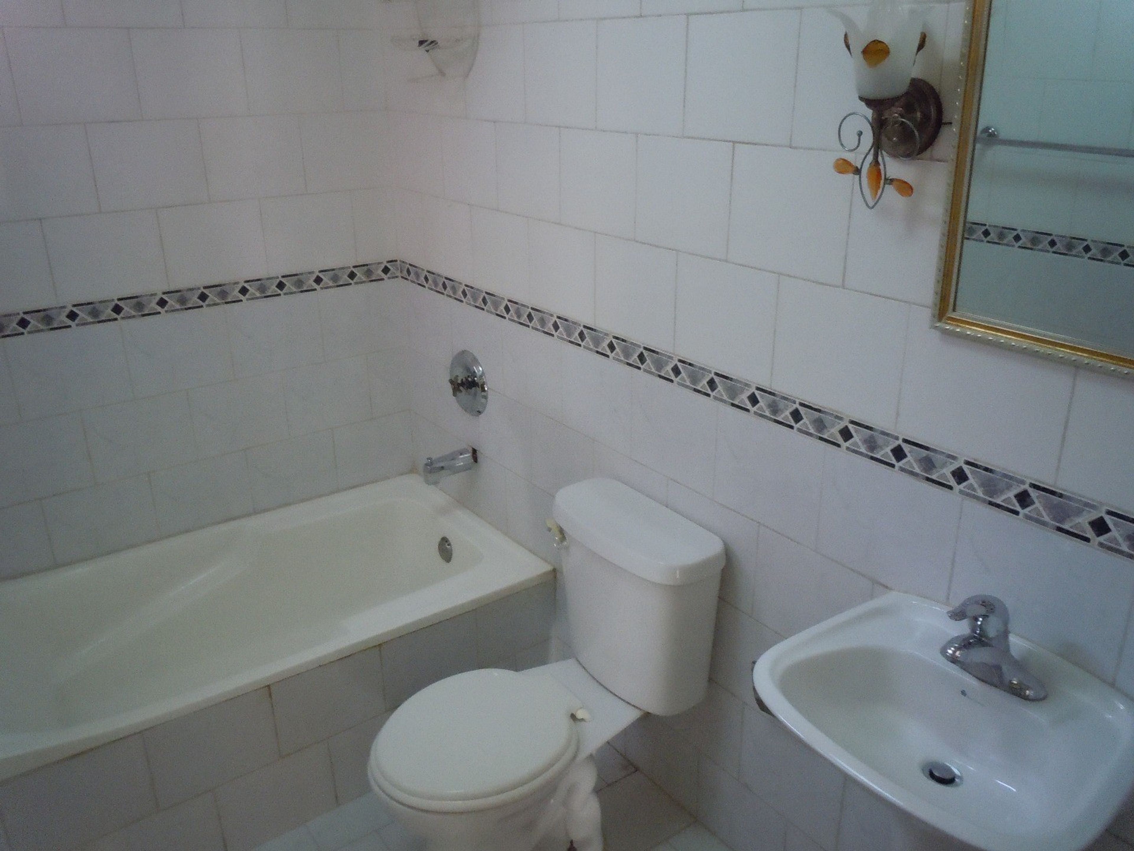 Casa Sarahi, PEÑA POBRE, No. 107Bathroom's view
