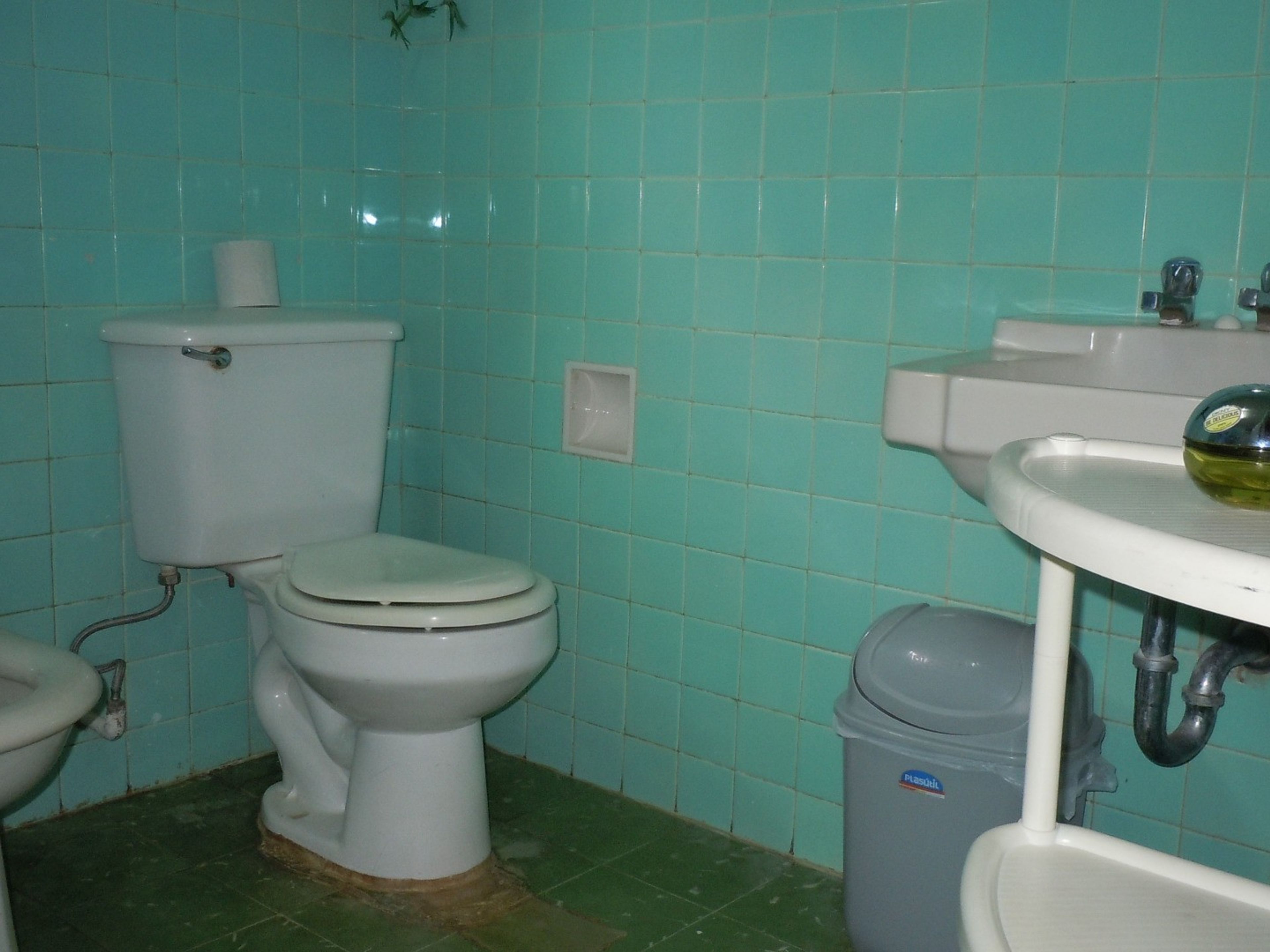 Casa Daniel, CÉSPEDES, No. 28Bathroom view