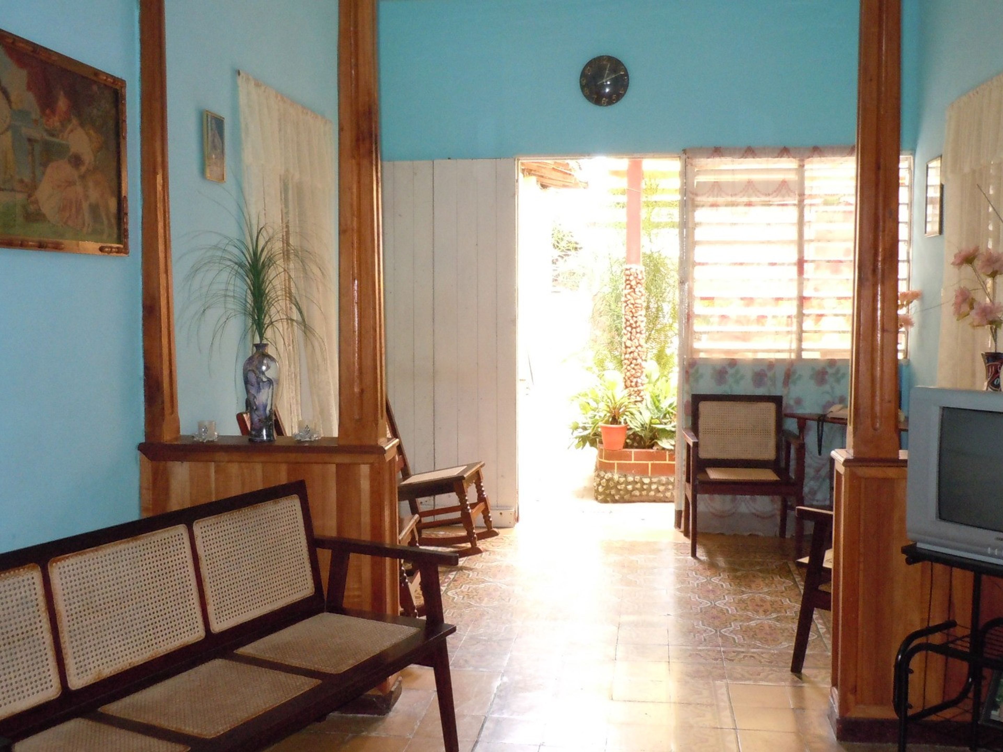 Casa Daniel, CÉSPEDES, No. 28House living room