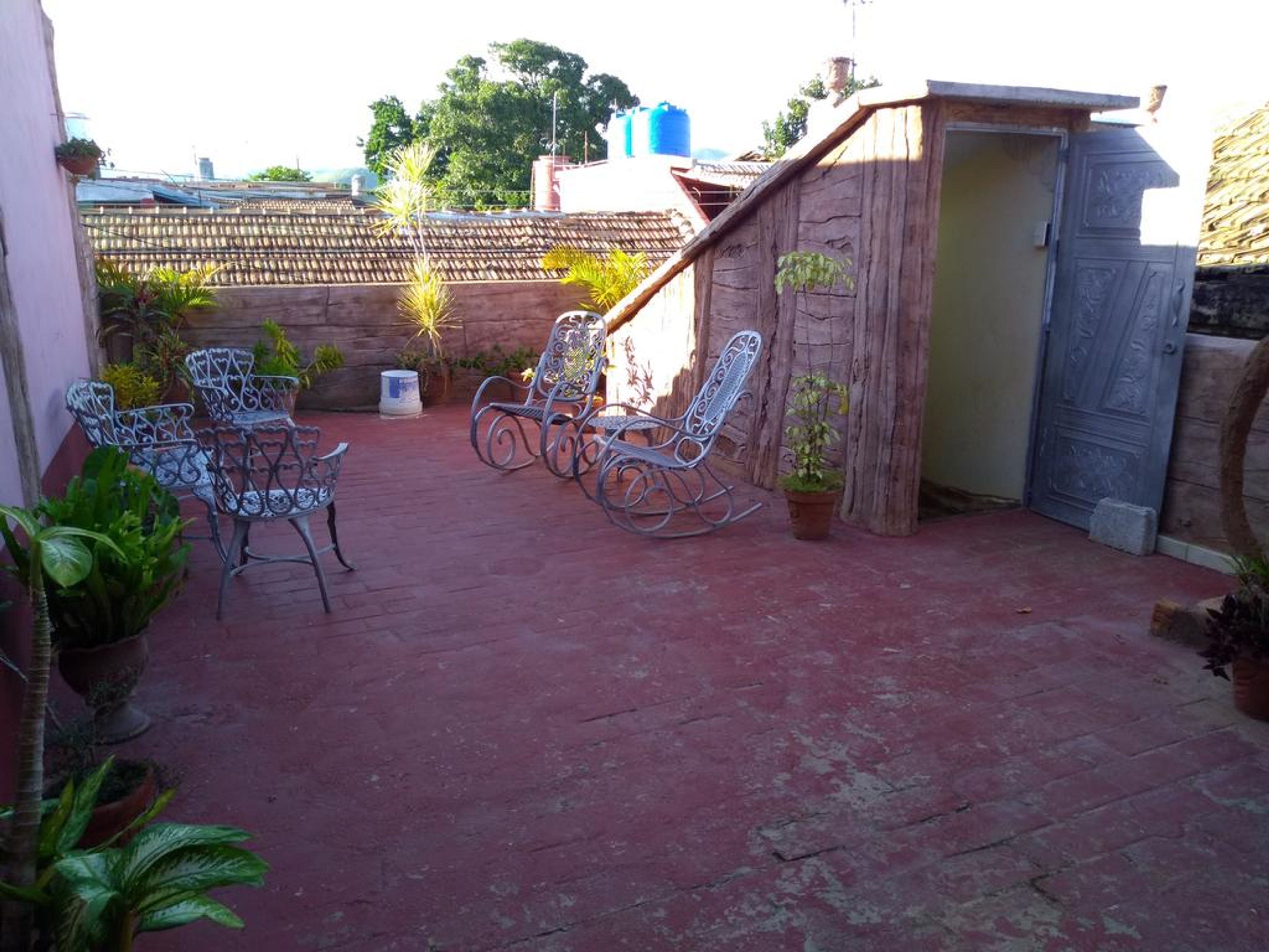 Hostal Don Pancho León, FRANCISCO JAVIER ZERQUERA, No. 172 - House´s terrace view