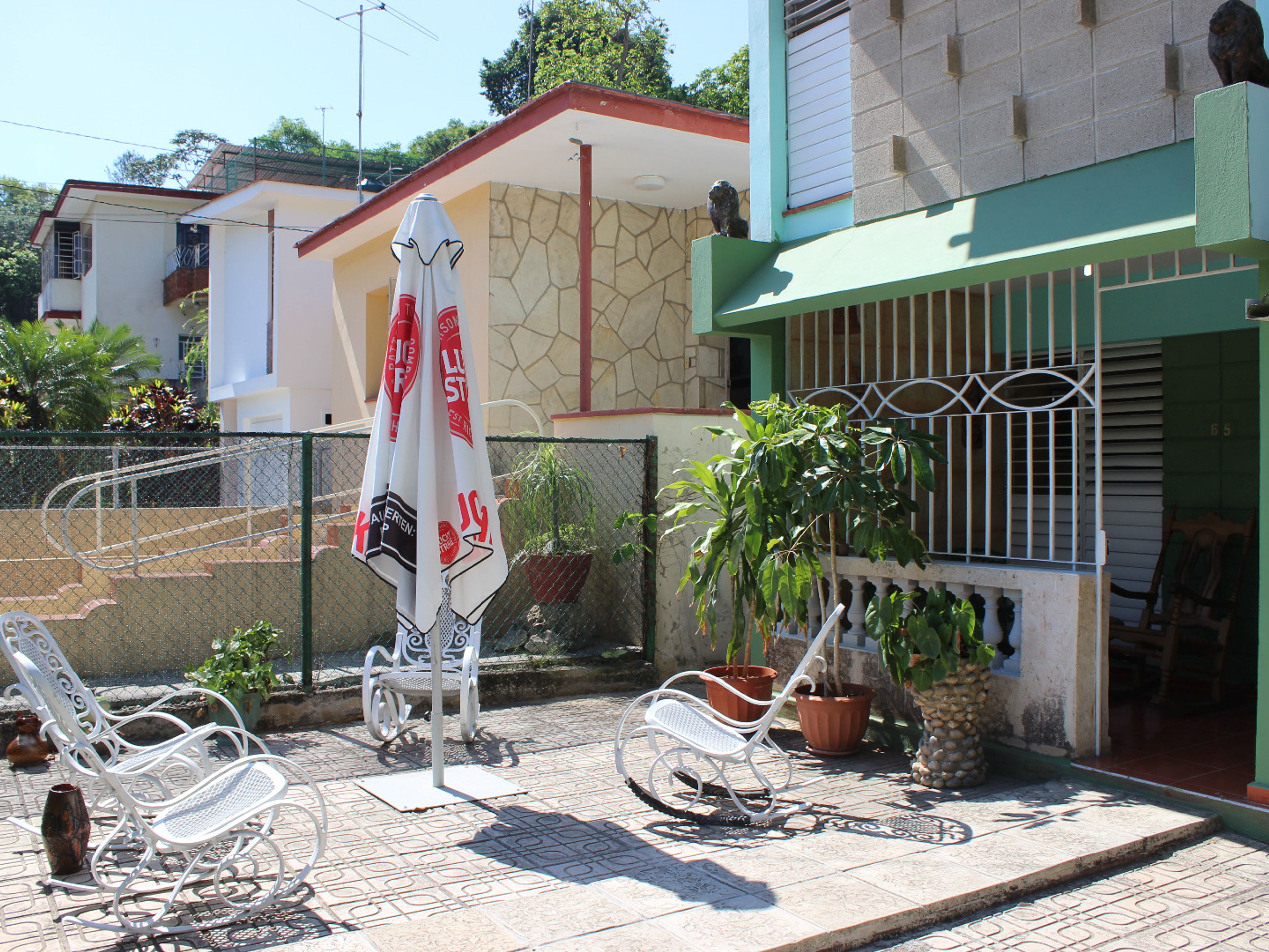 Casa Almendares, CALLE PARQUE, No. 65